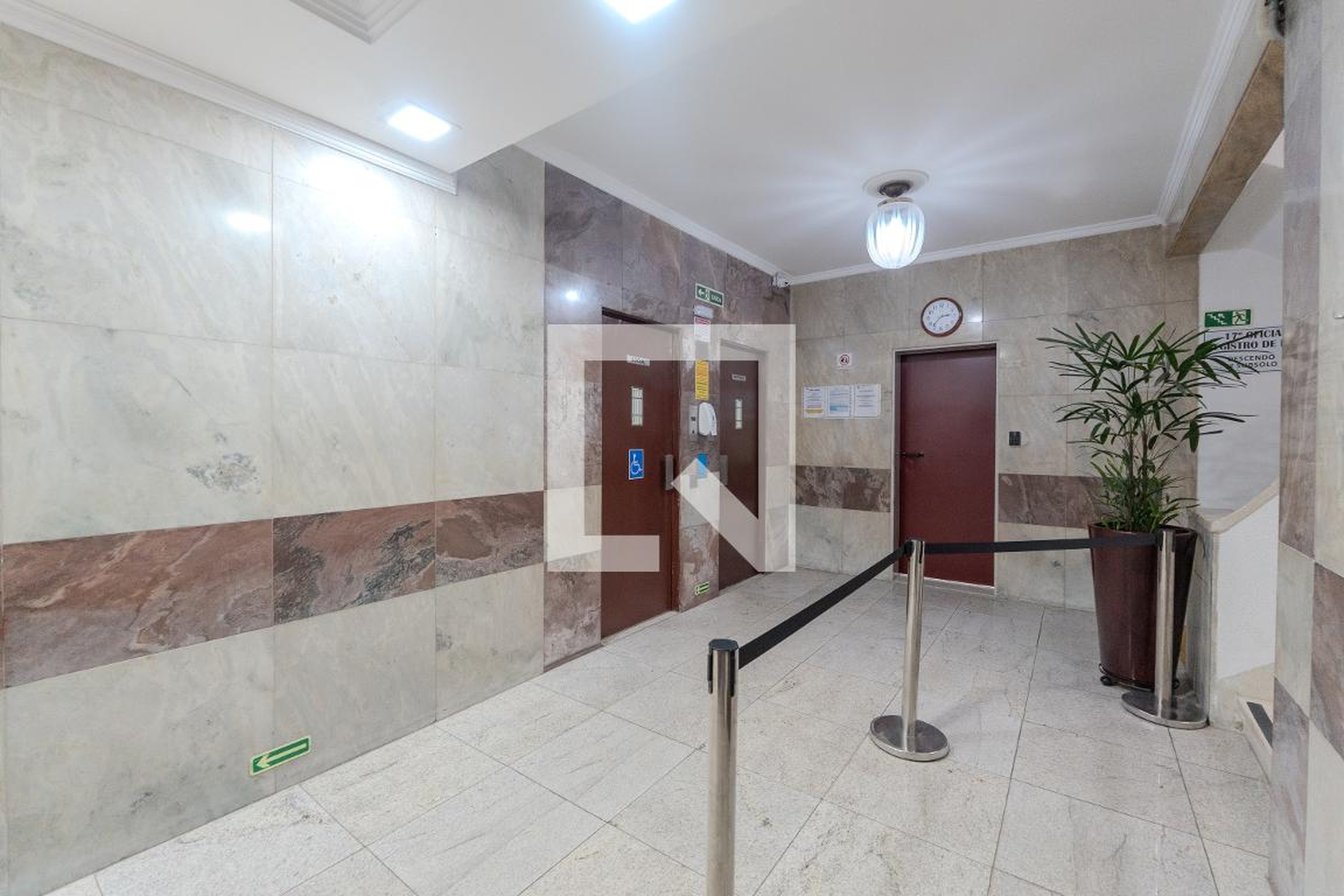 Hall de entrada - Edifício Viaduto Jacarei