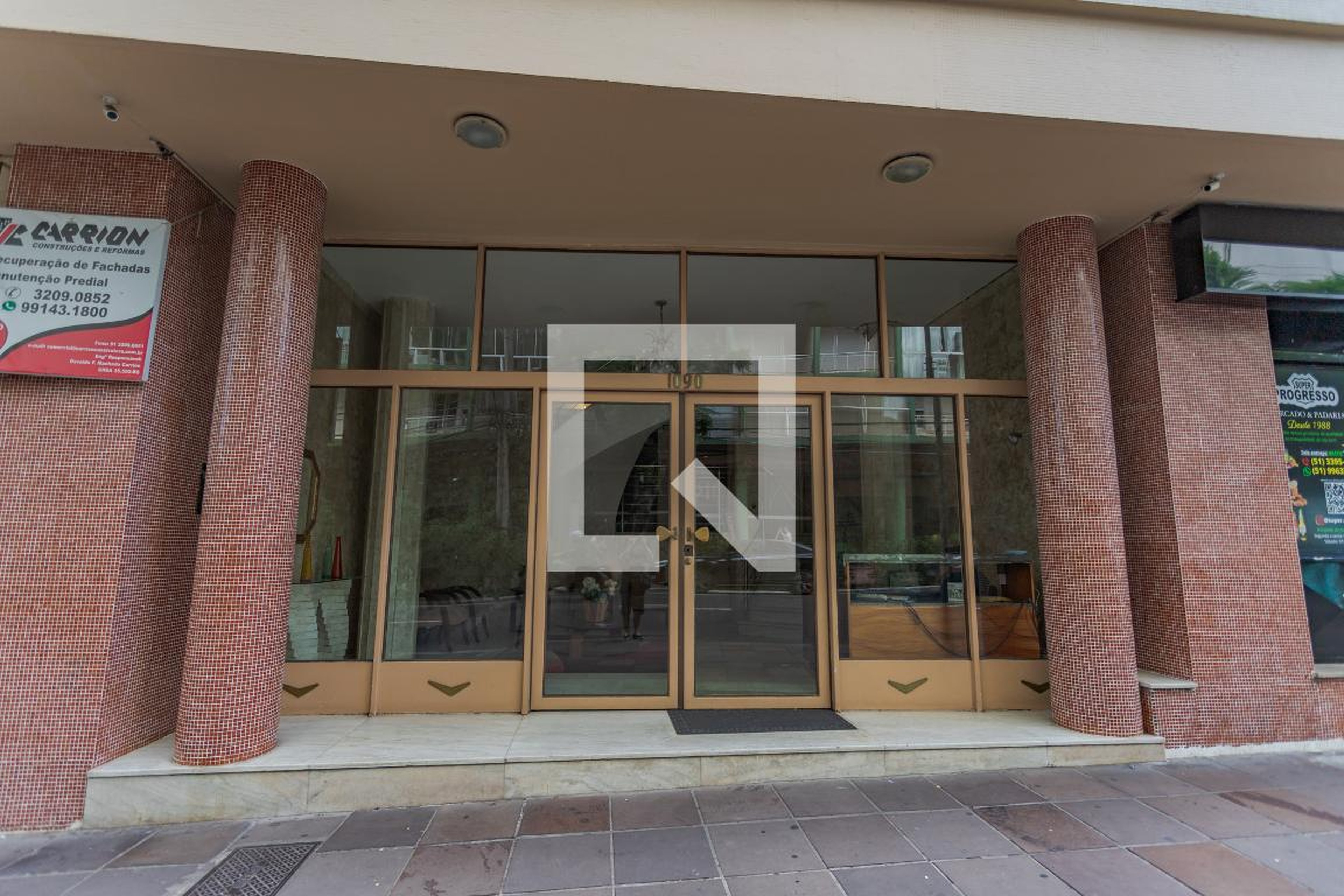 Fachada Edifício Embaixador