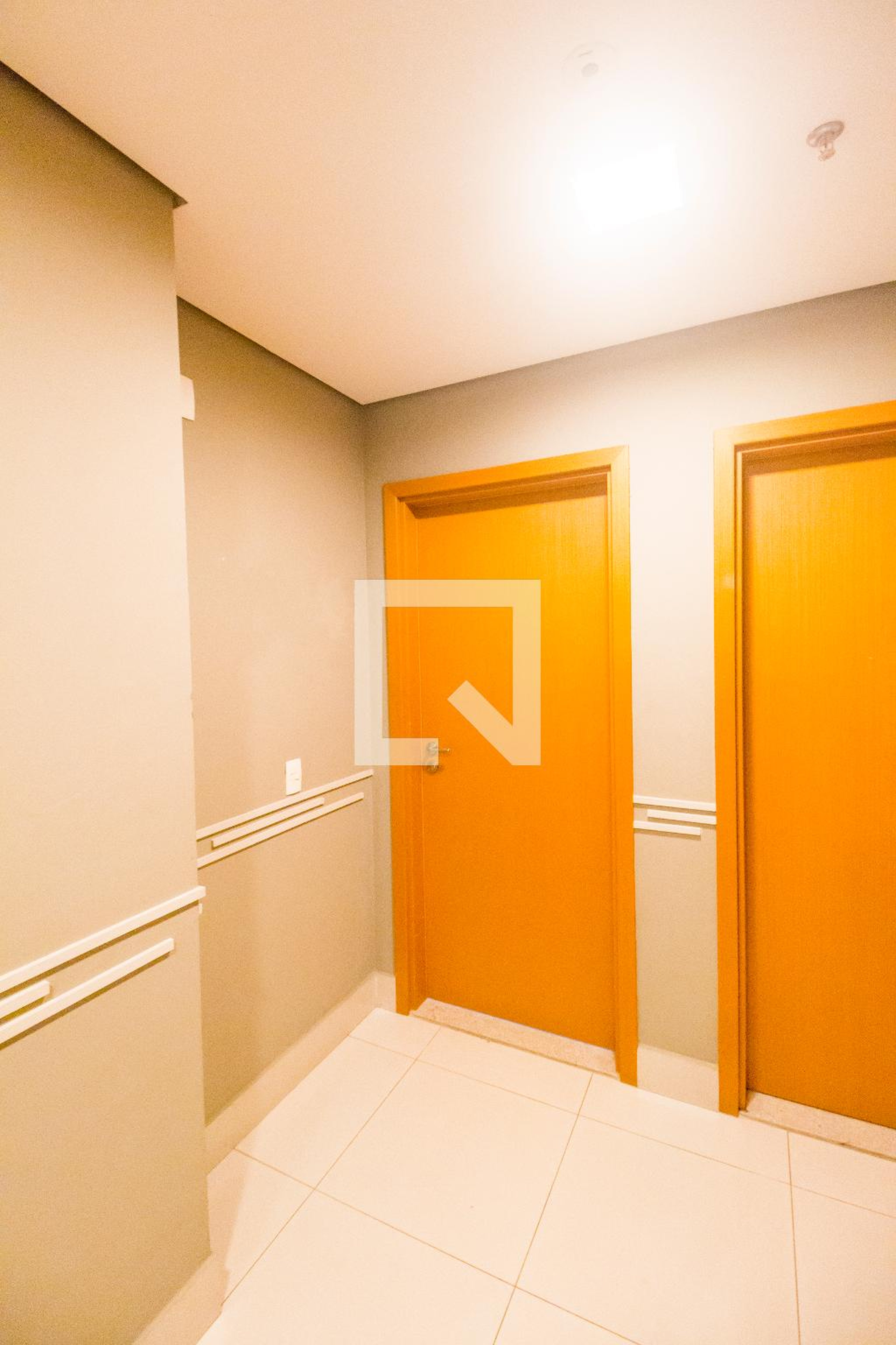 Entrada Condomínio em Avenida dos Parques, 45