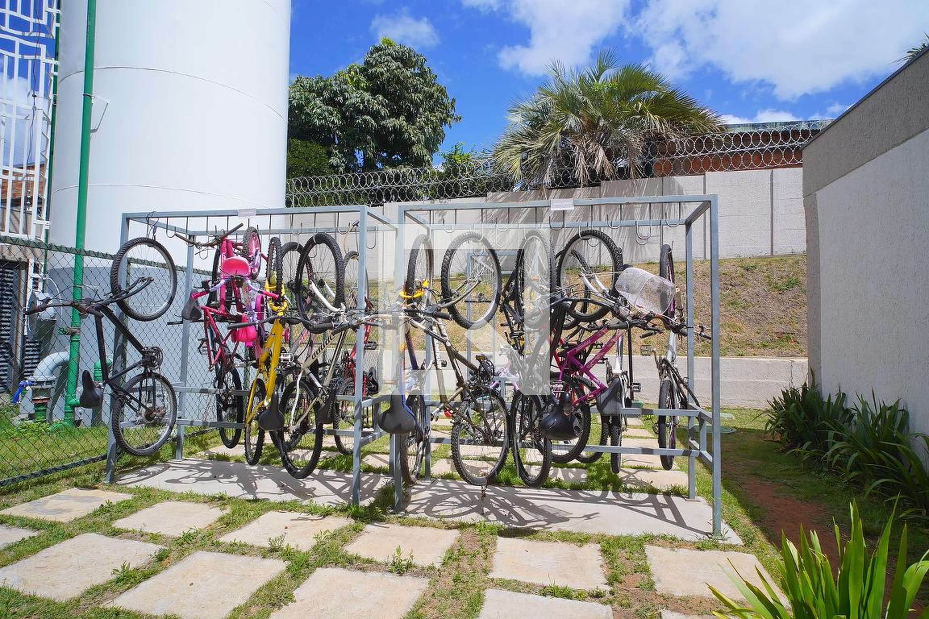 Bicicletario - Quinta do Lago Maggiore  Construtora Tenda