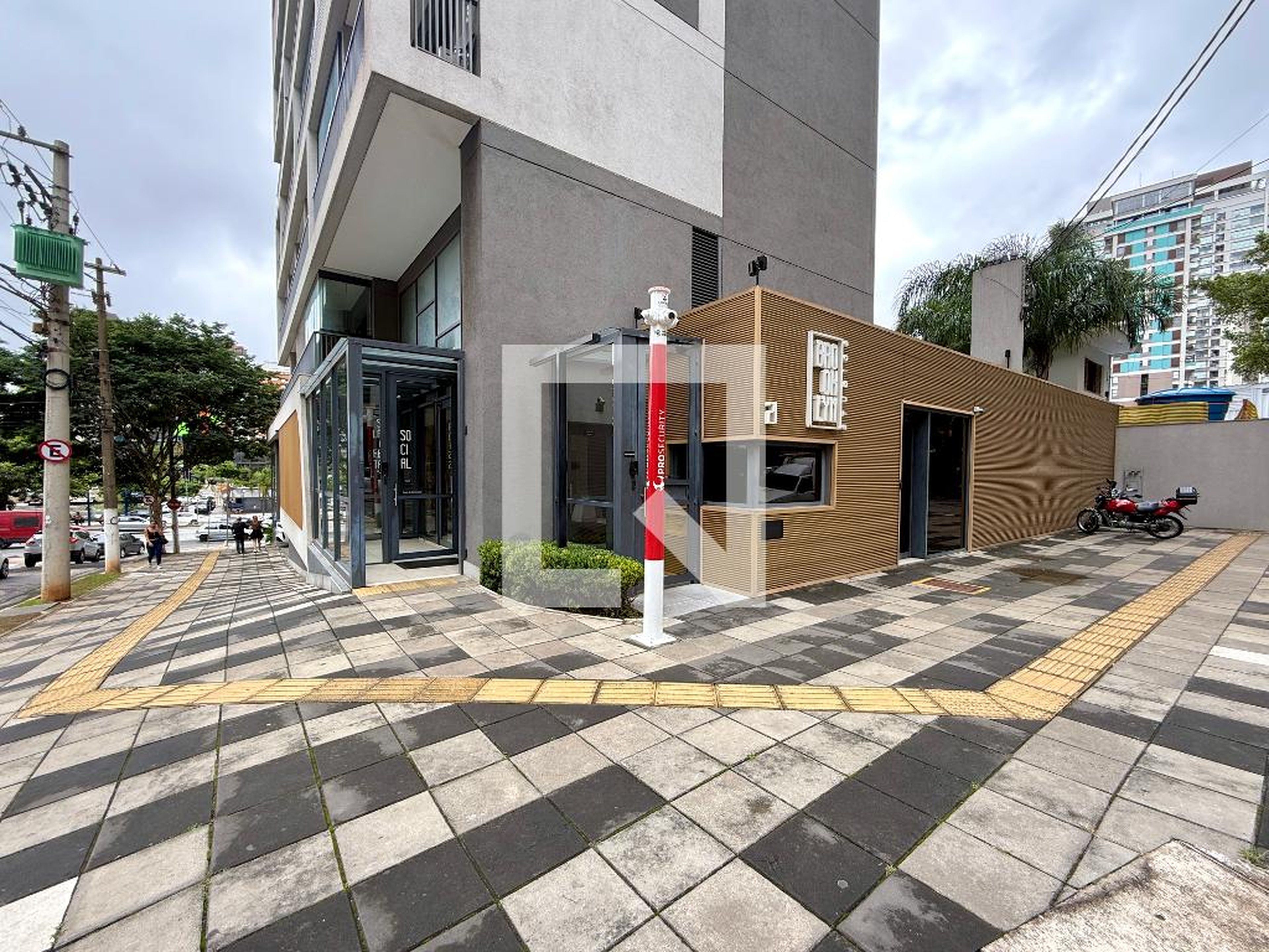 Fachada Condomínio Charlie Acomodações - Charlie Brooklyn Studios