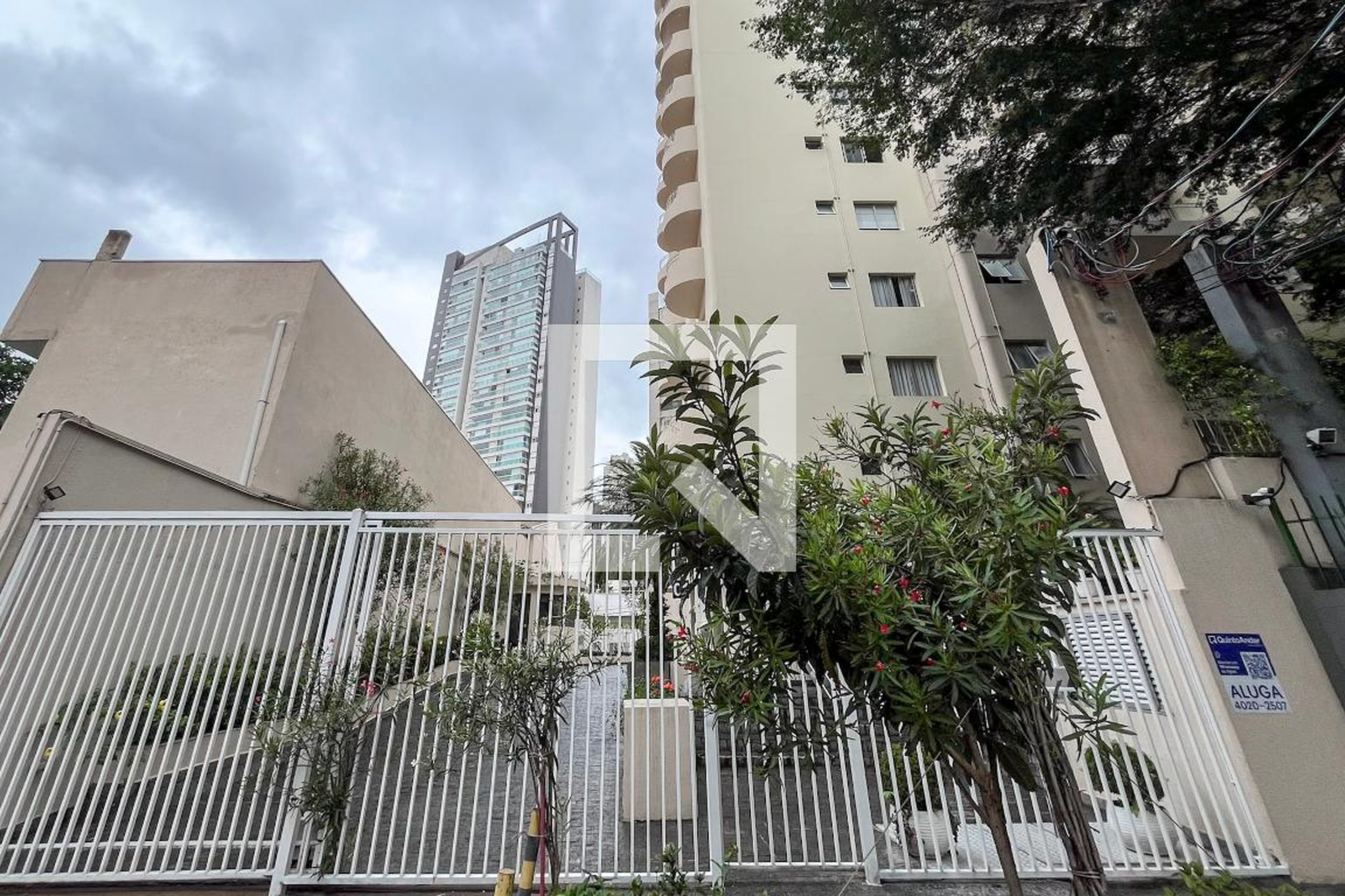 Fachada Condomínio Ville de France II