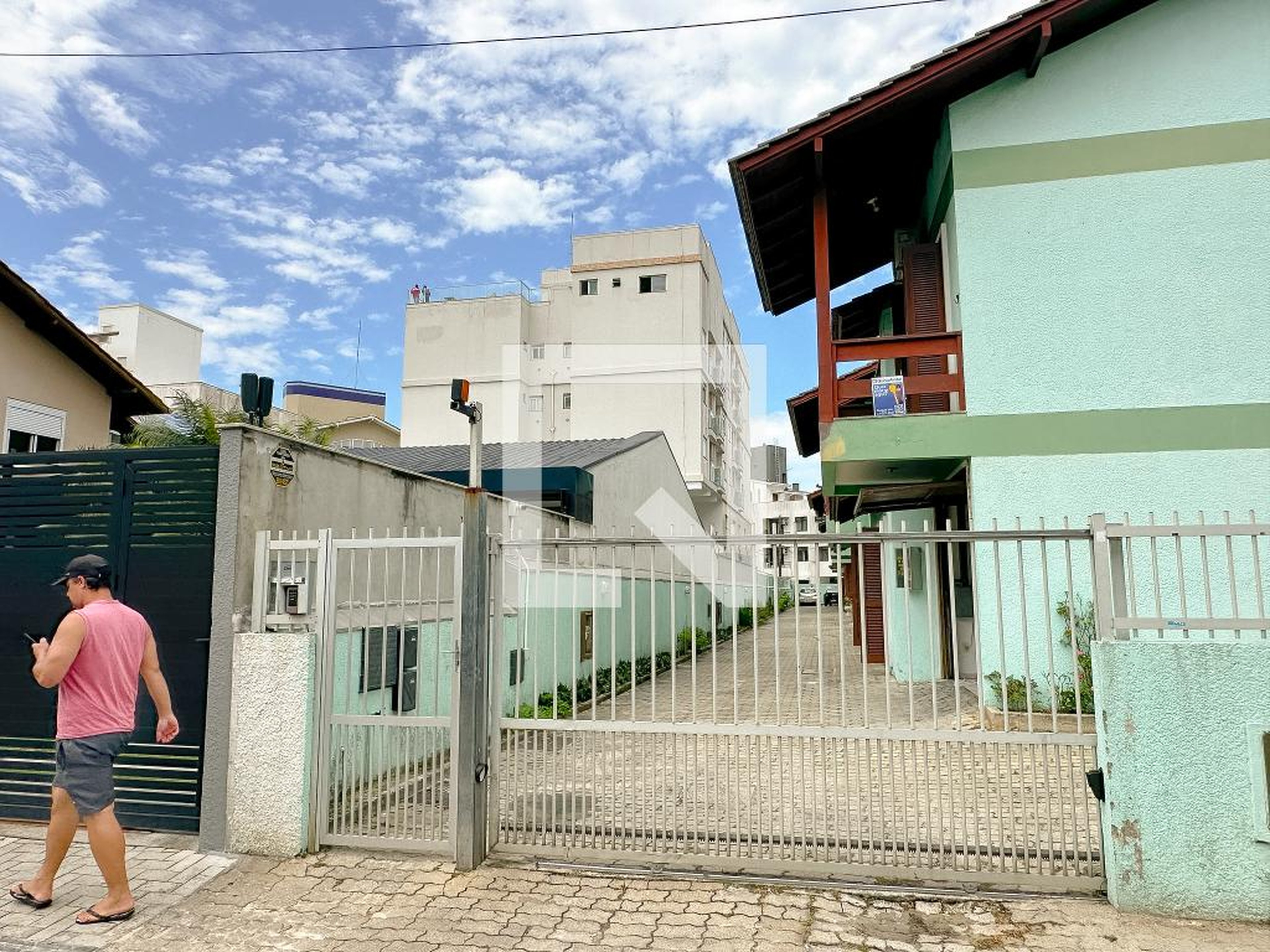 Fachada Condomínio em Rua do Marisco, 55