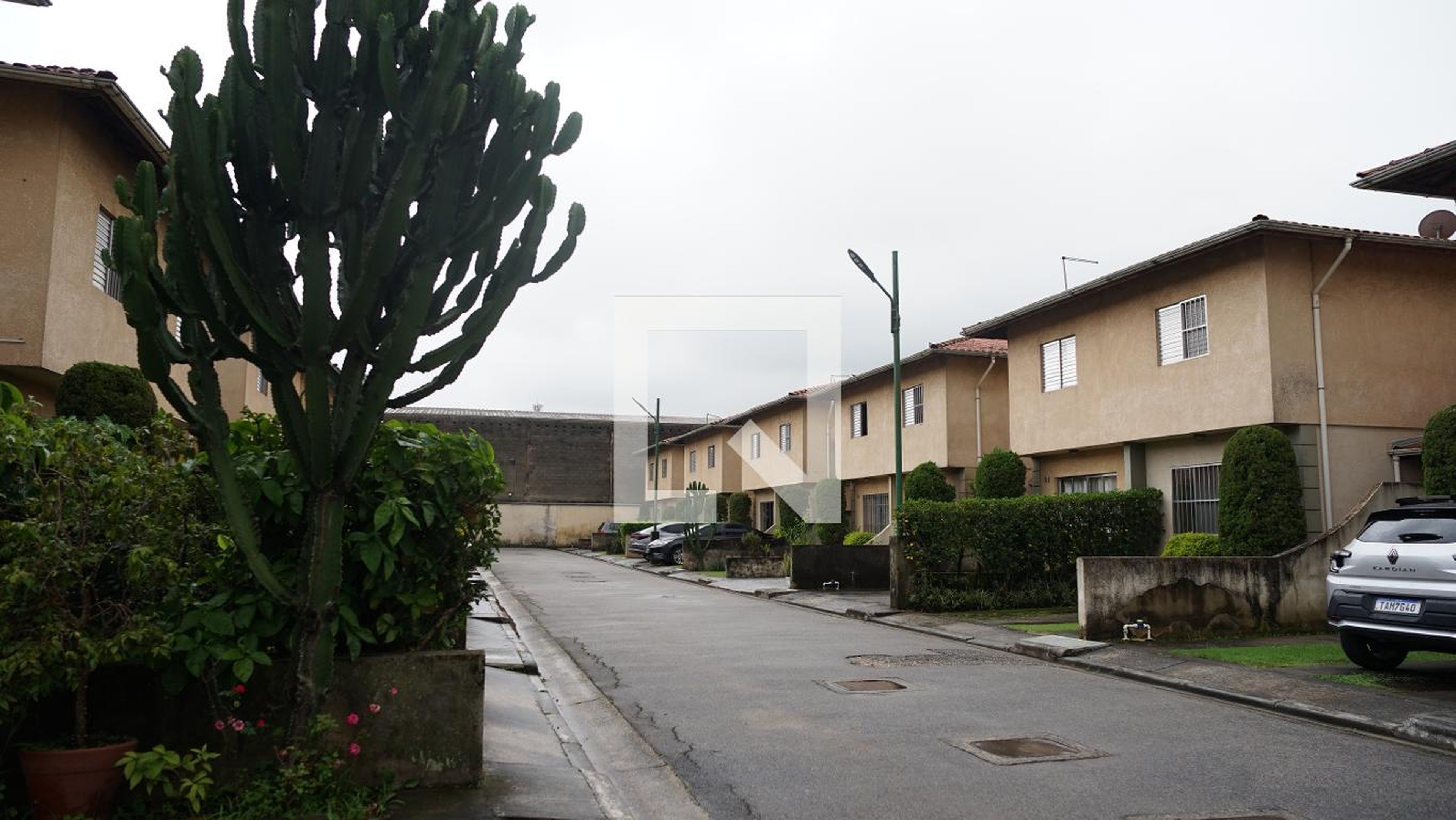 Condomínio Condomínio em Rua Padre Marcos, 723