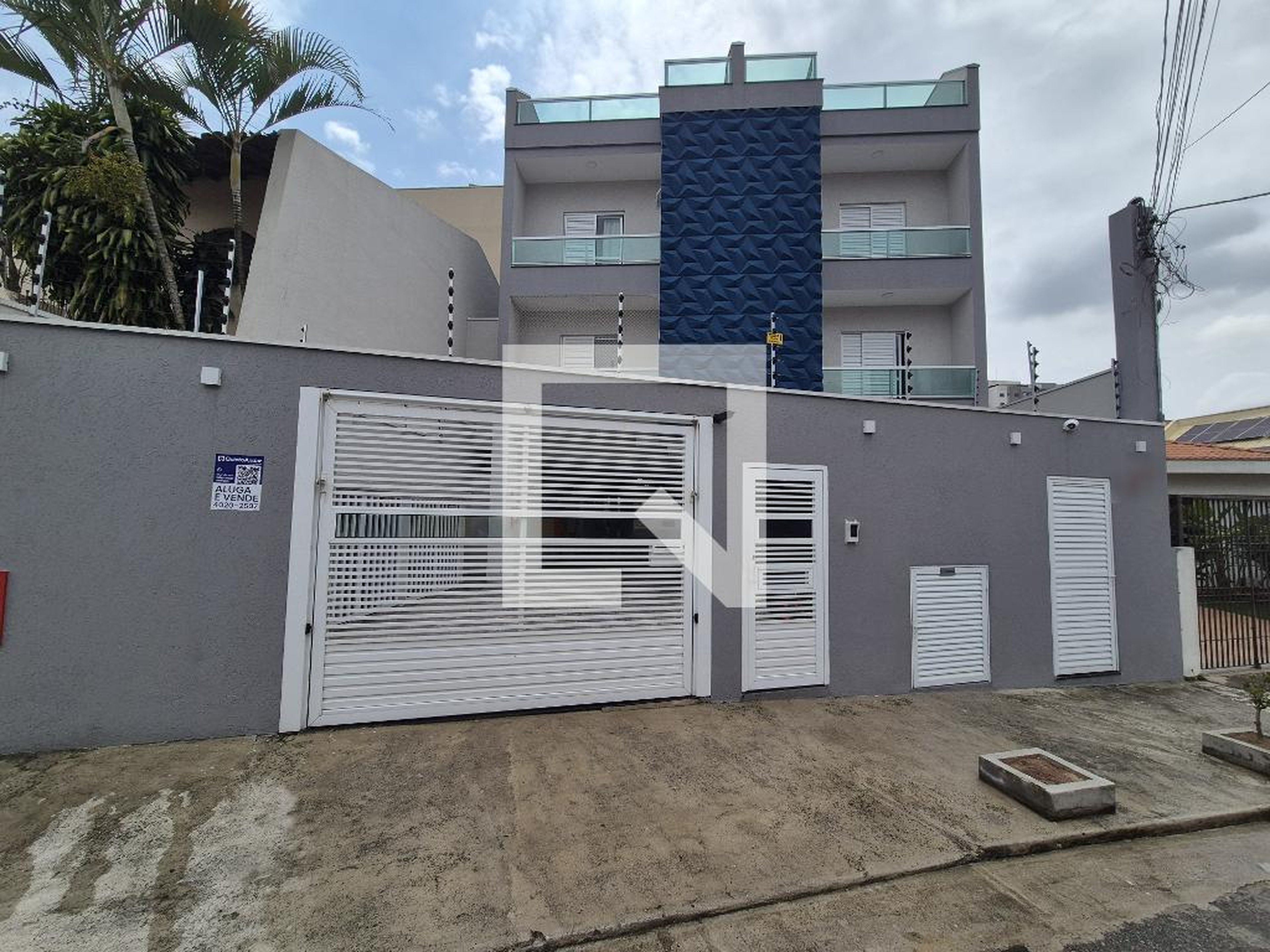 Fachada Condomínio em Rua Joaquim Távora, 387