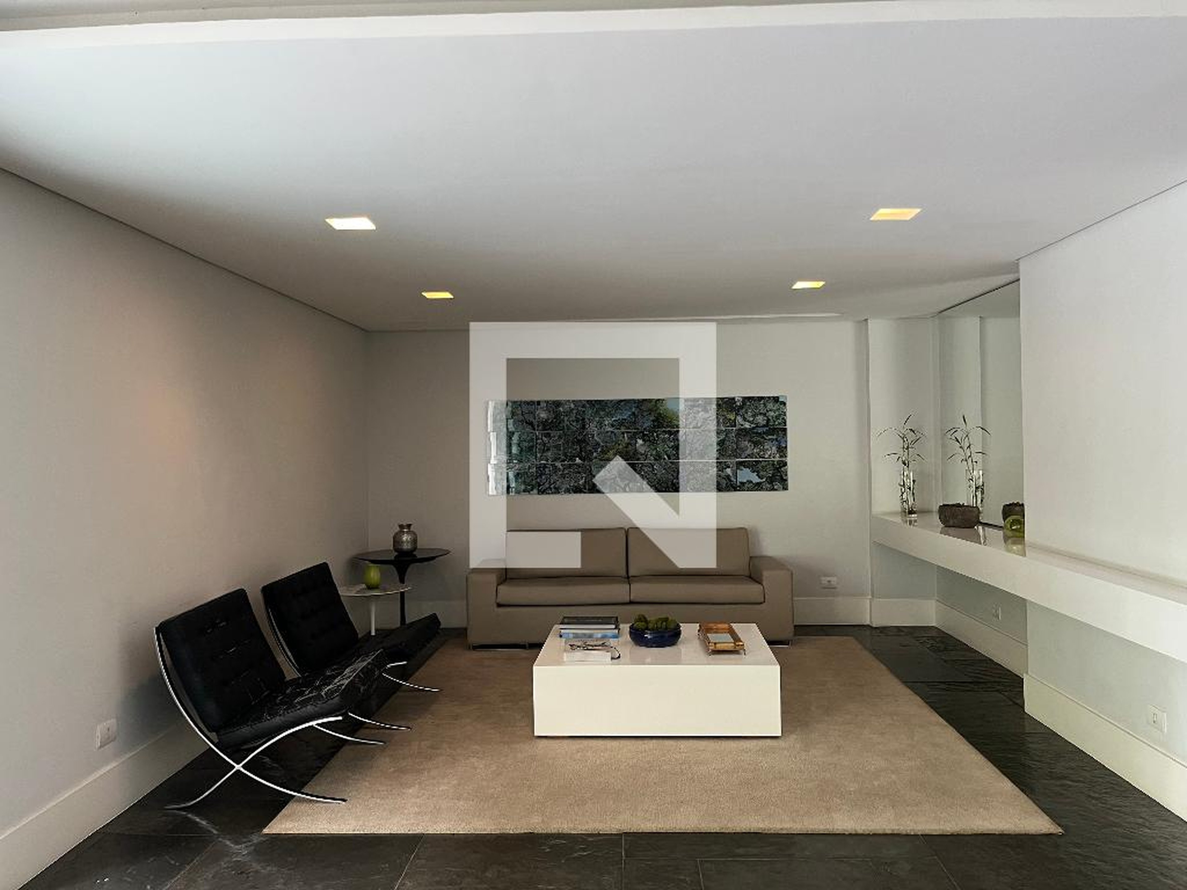 Hall de entrada - Edifício Claude Monet e Vicent Van Gogh