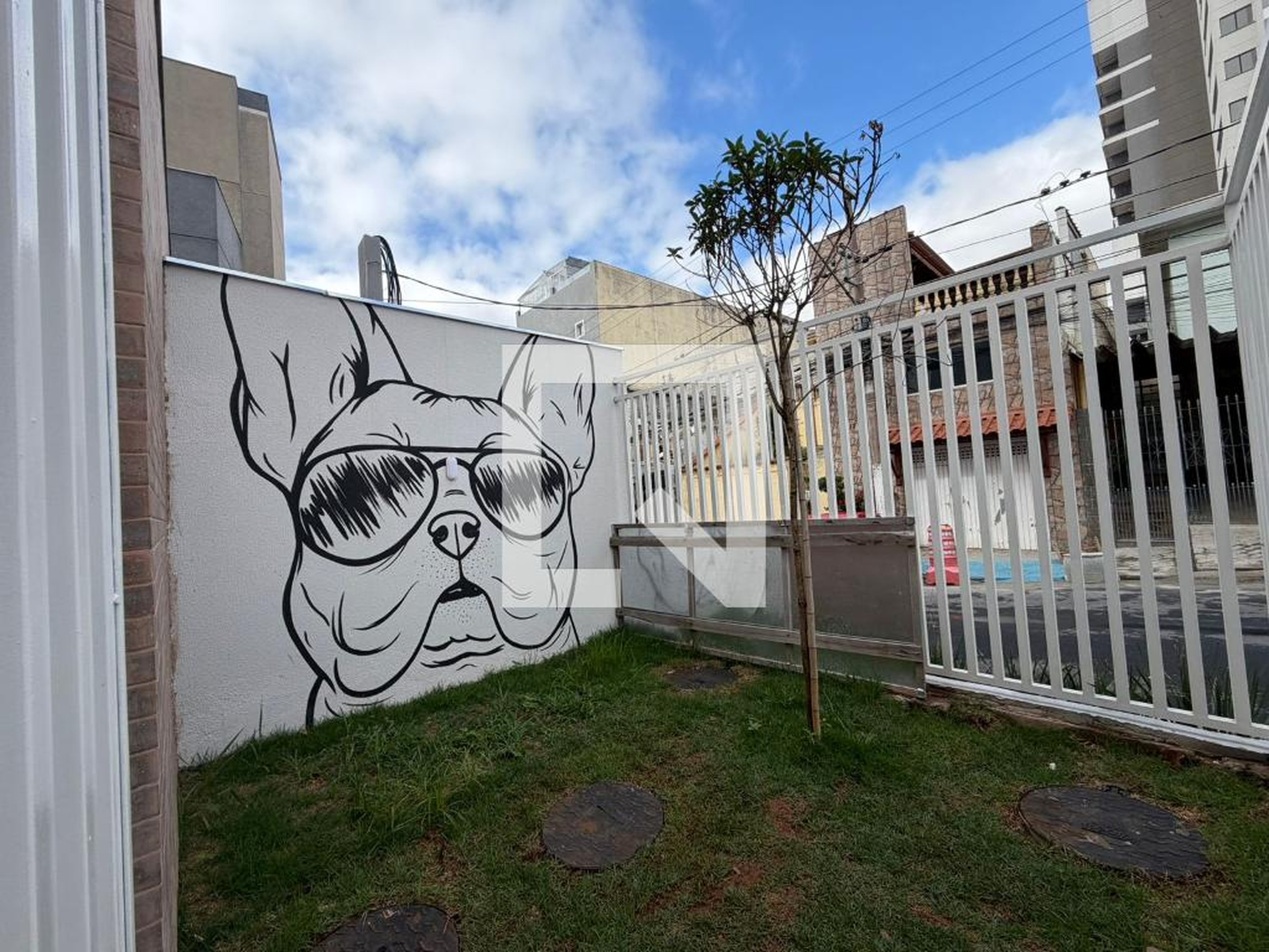 Área externa - MY Id Parada Inglesa