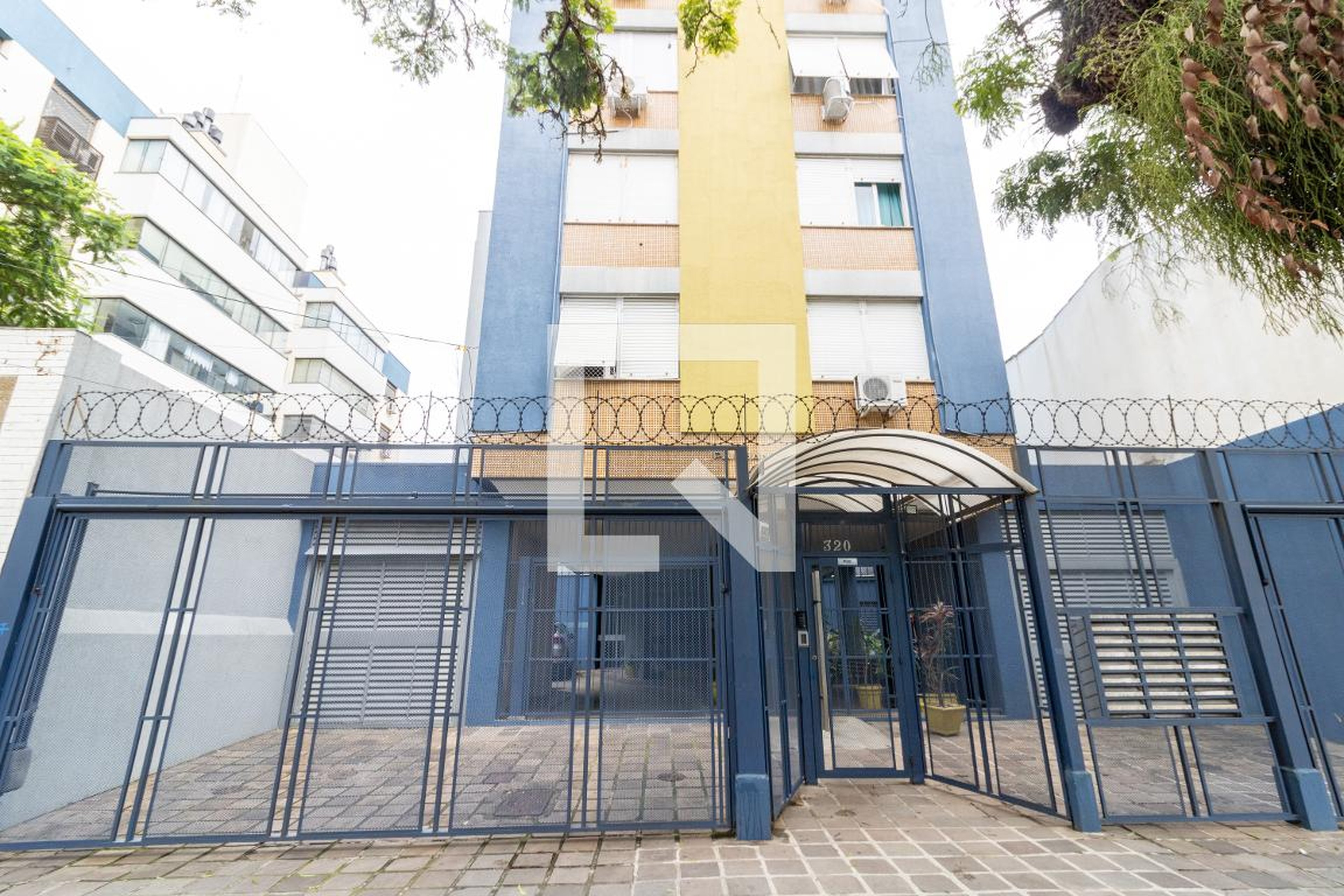 Fachada Condomínio em Rua Olavo Bilac, 320