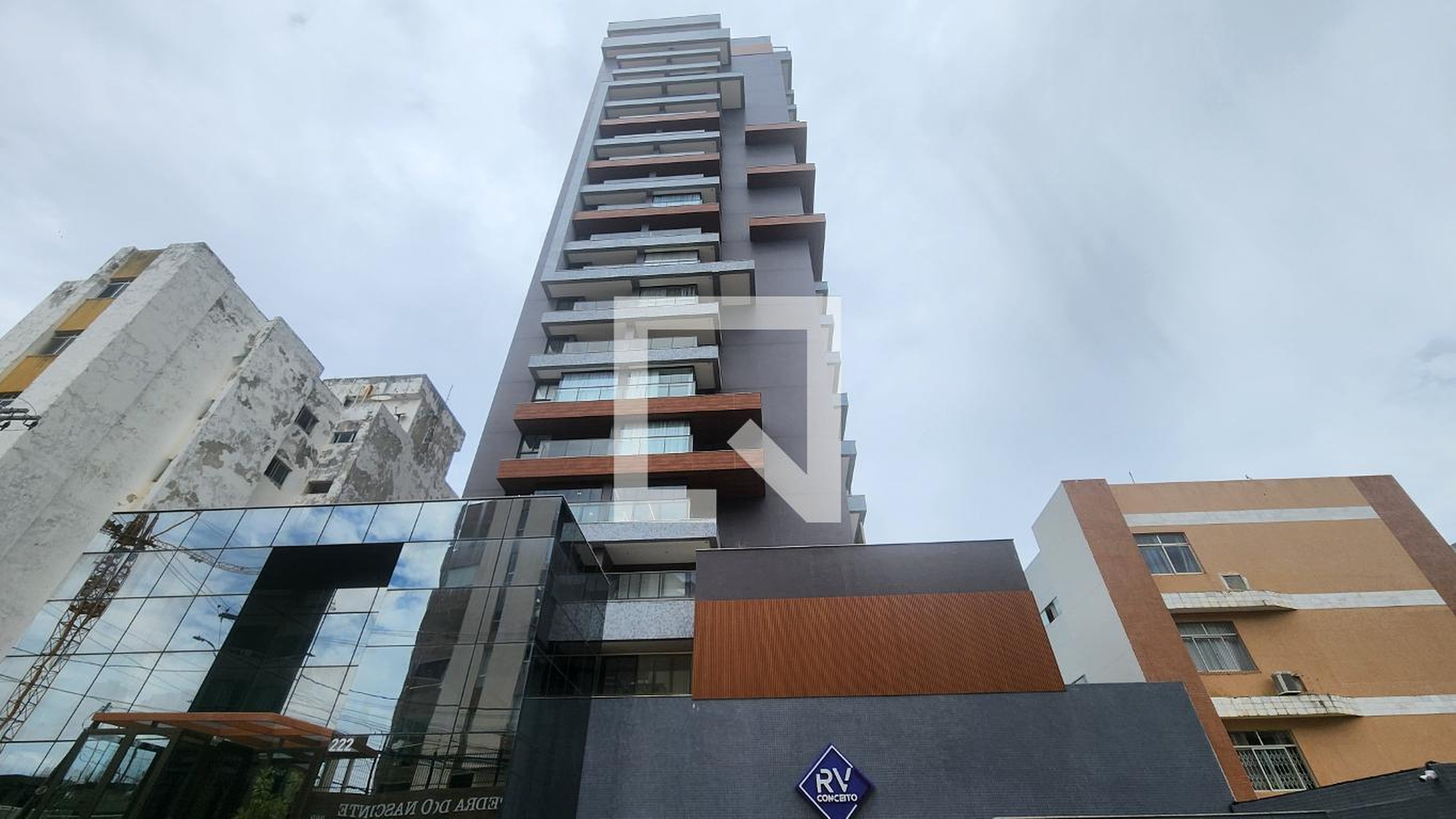 Fachada do Prédio Condomínio em Rua Theodomiro Baptista, 222