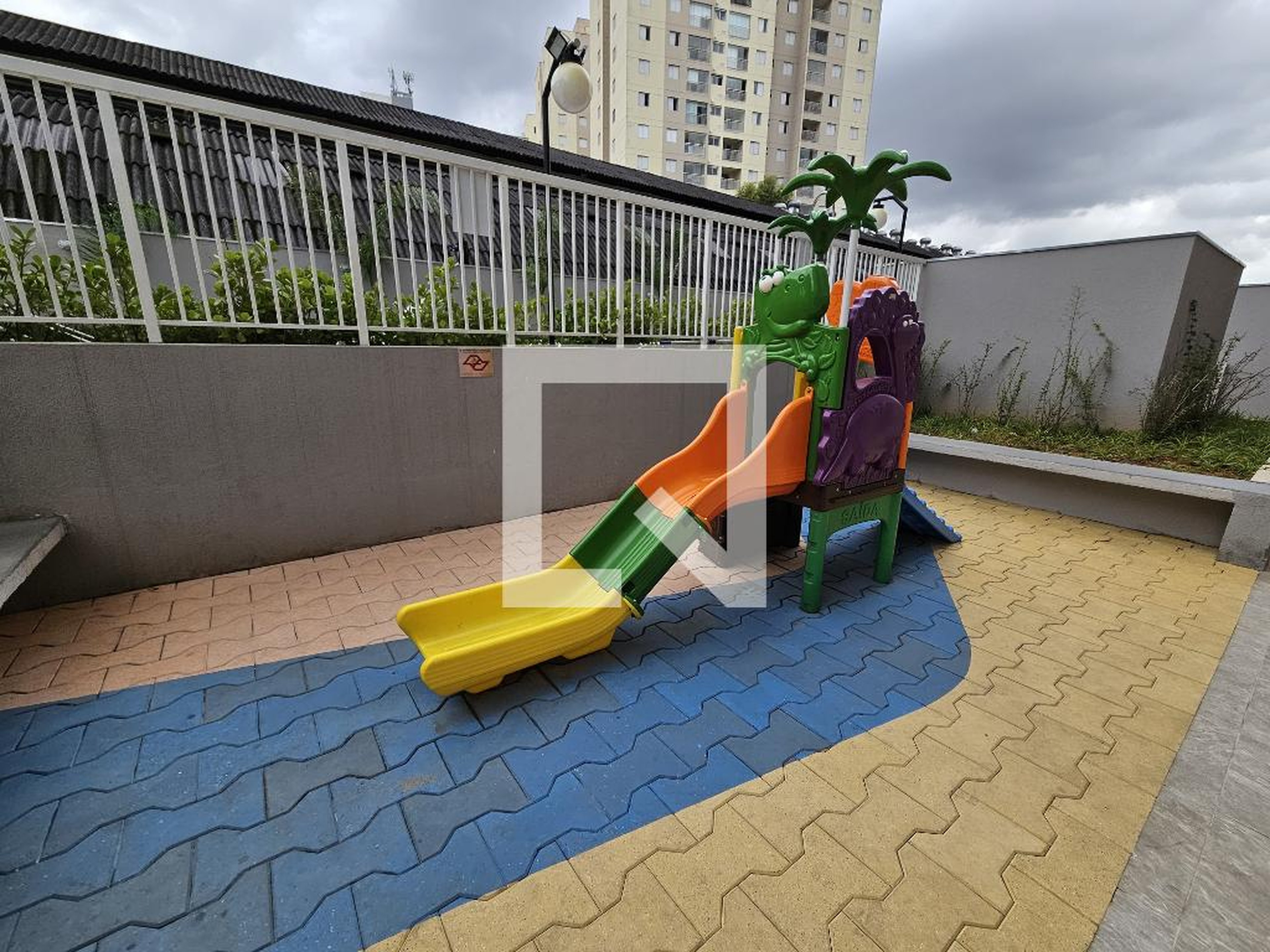 Playground - Aneri Cambuci