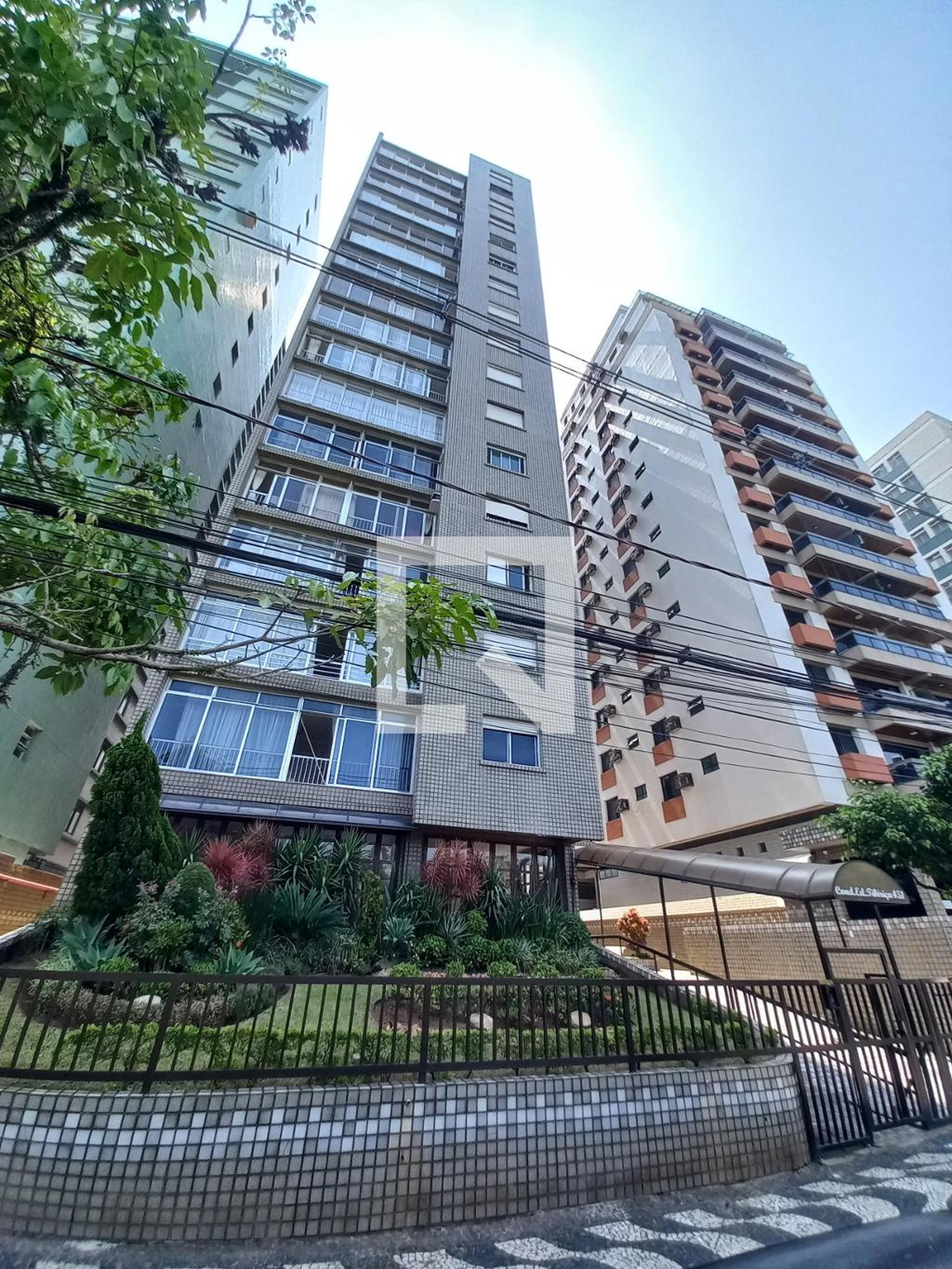 Fachada do Prédio Condomínio Tibiriça