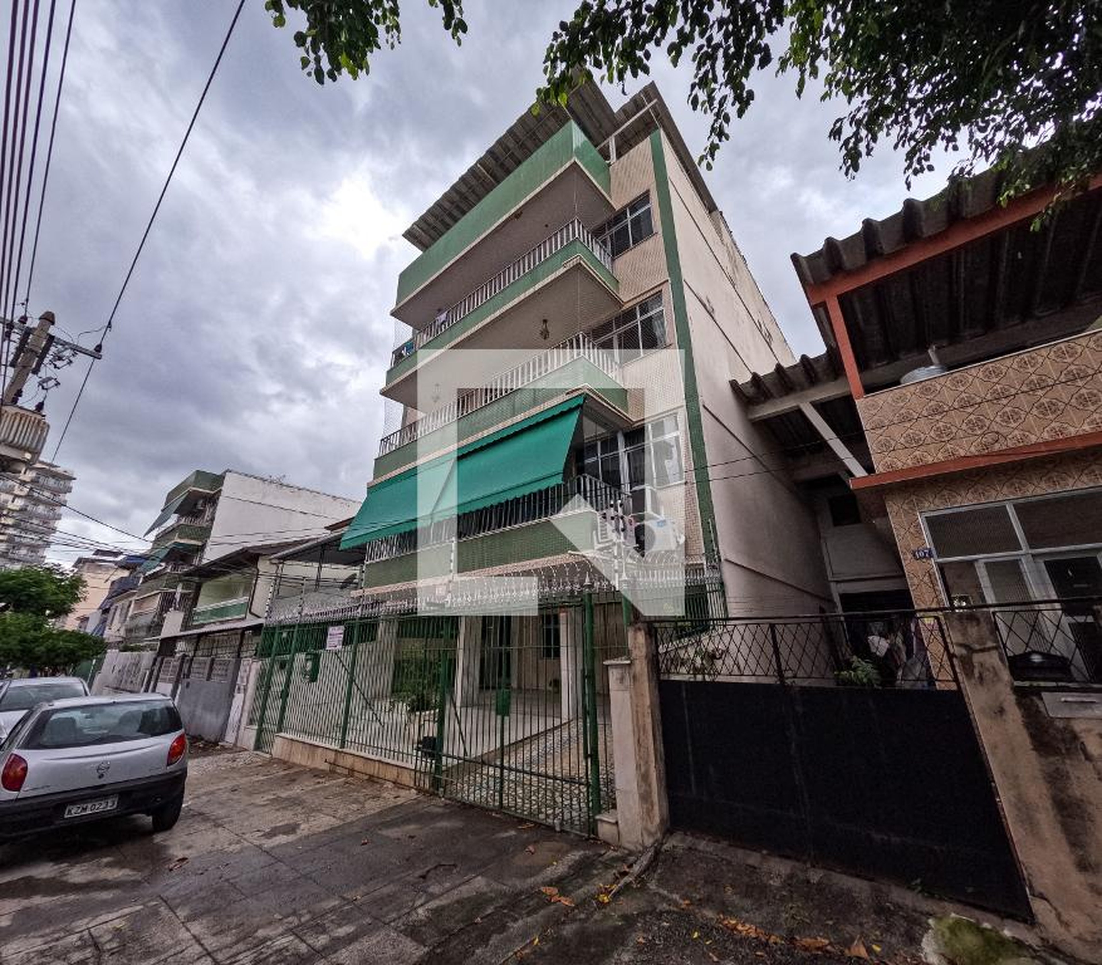 Fachada Condomínio em Rua da Inspiração, 97