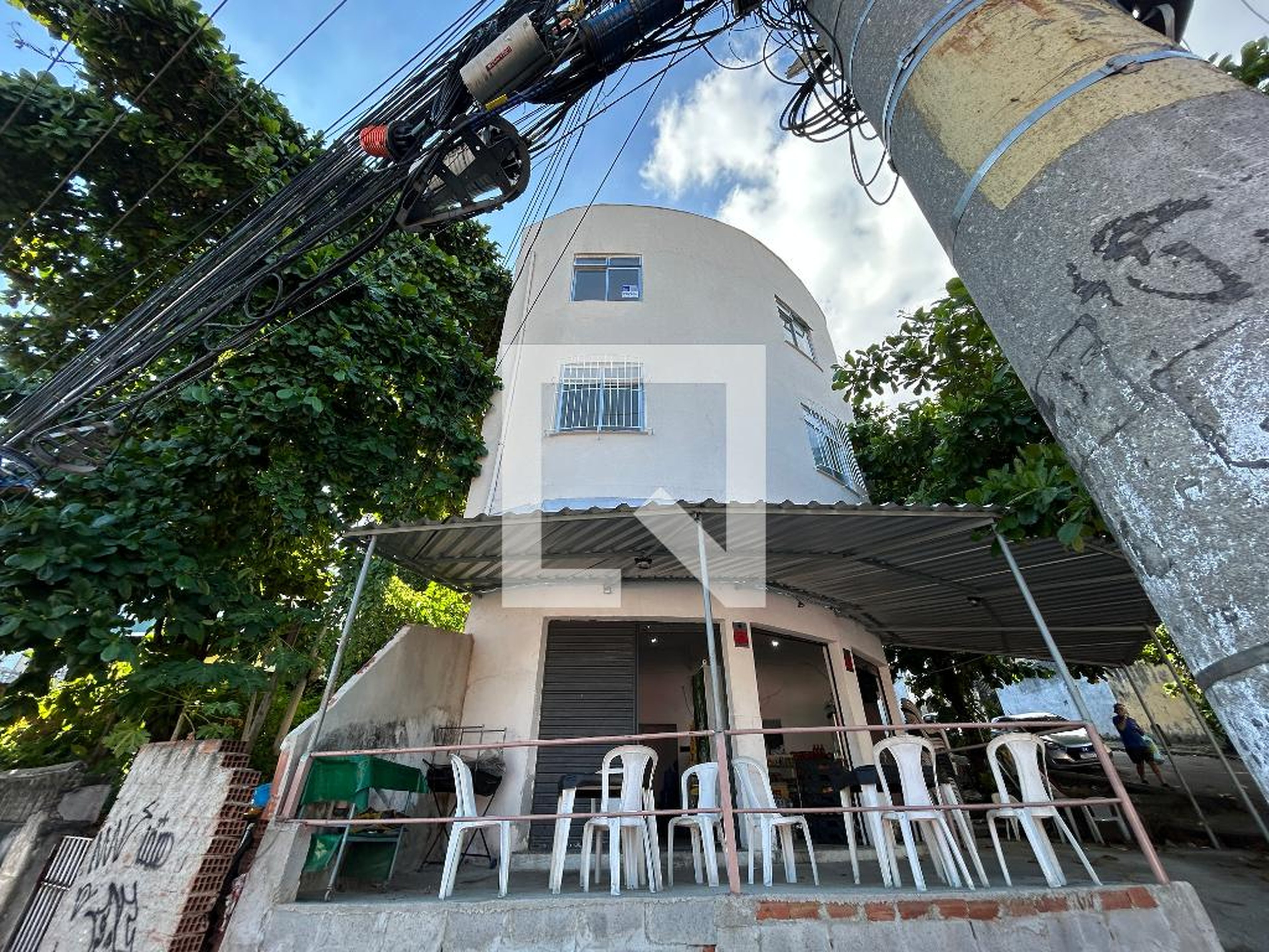 Fachada Condomínio em Rua São Joaquim, 7