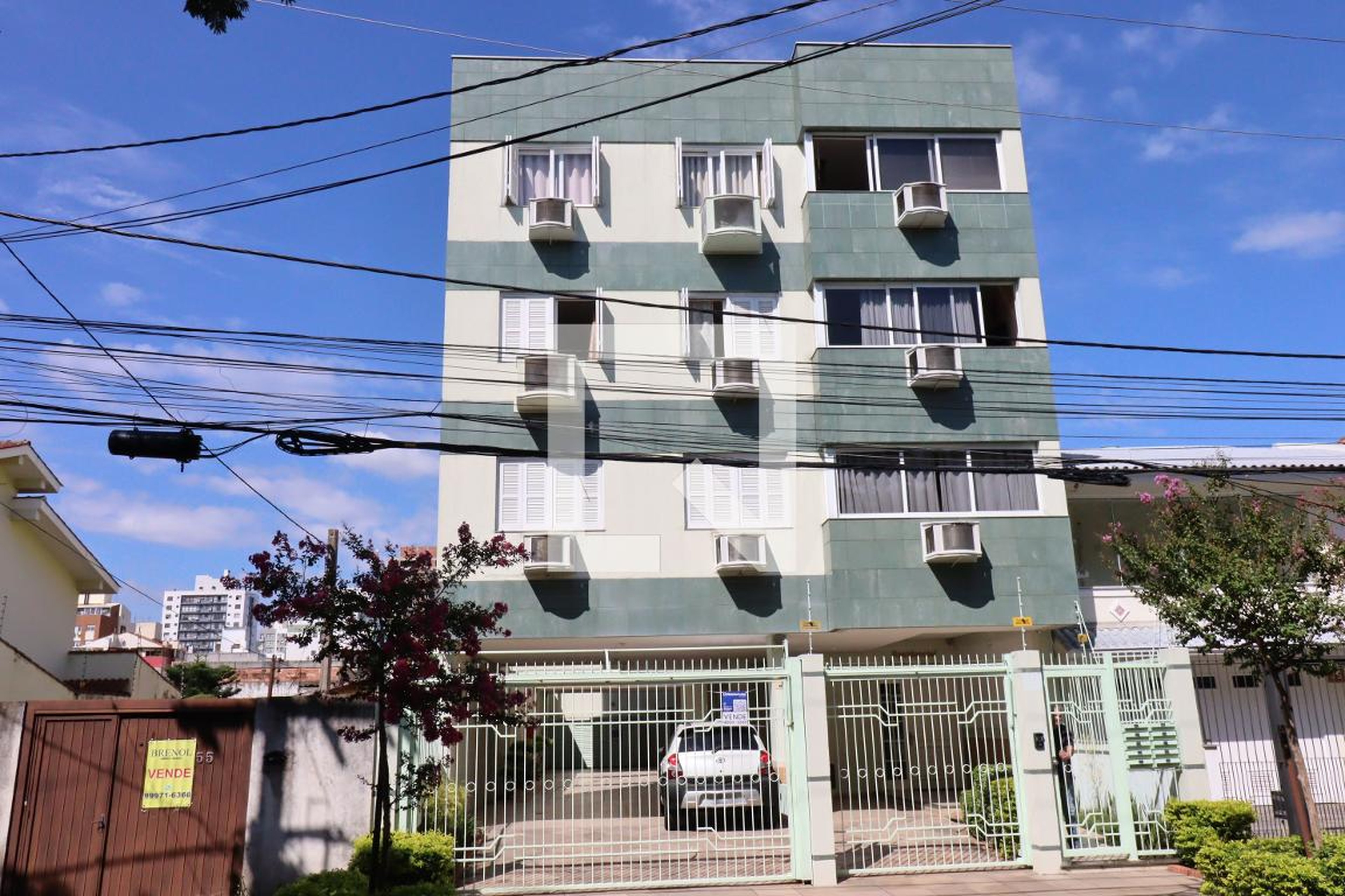 Fachada do Prédio Condomínio Dona Hilda
