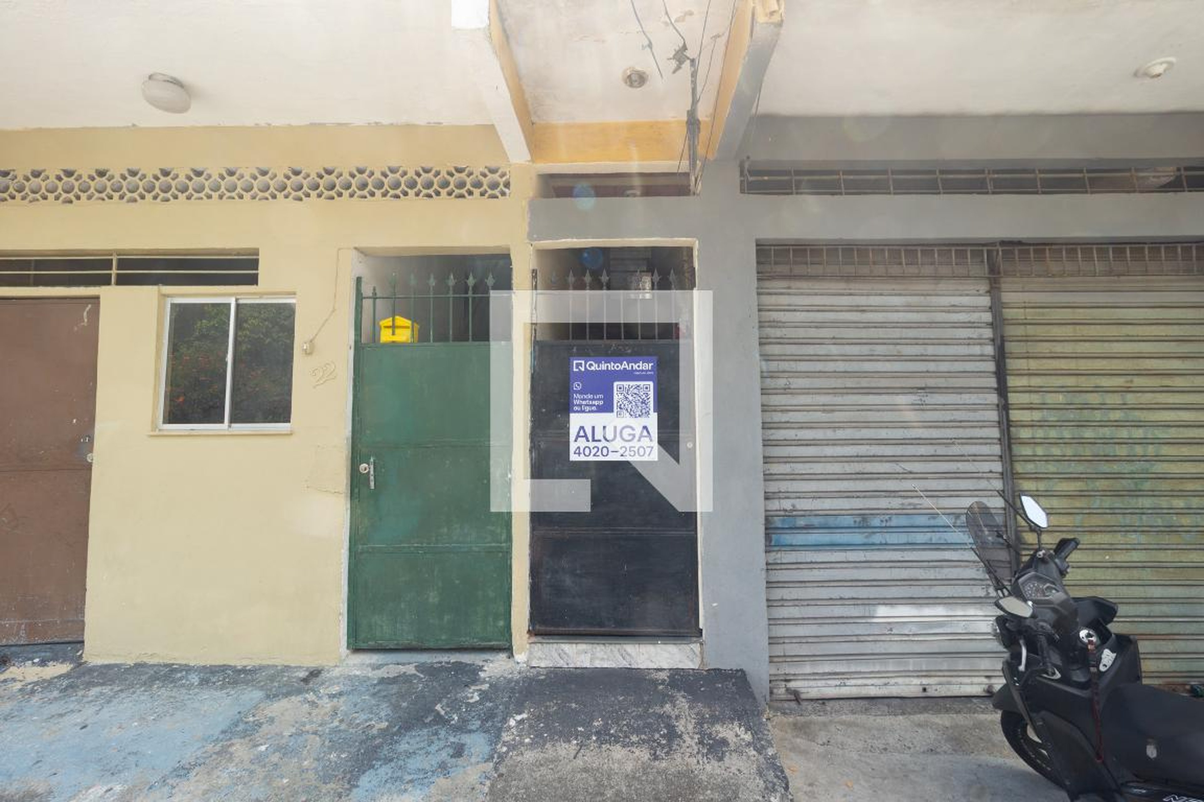 Fachada Condomínio em Rua das Pimenteiras, 22