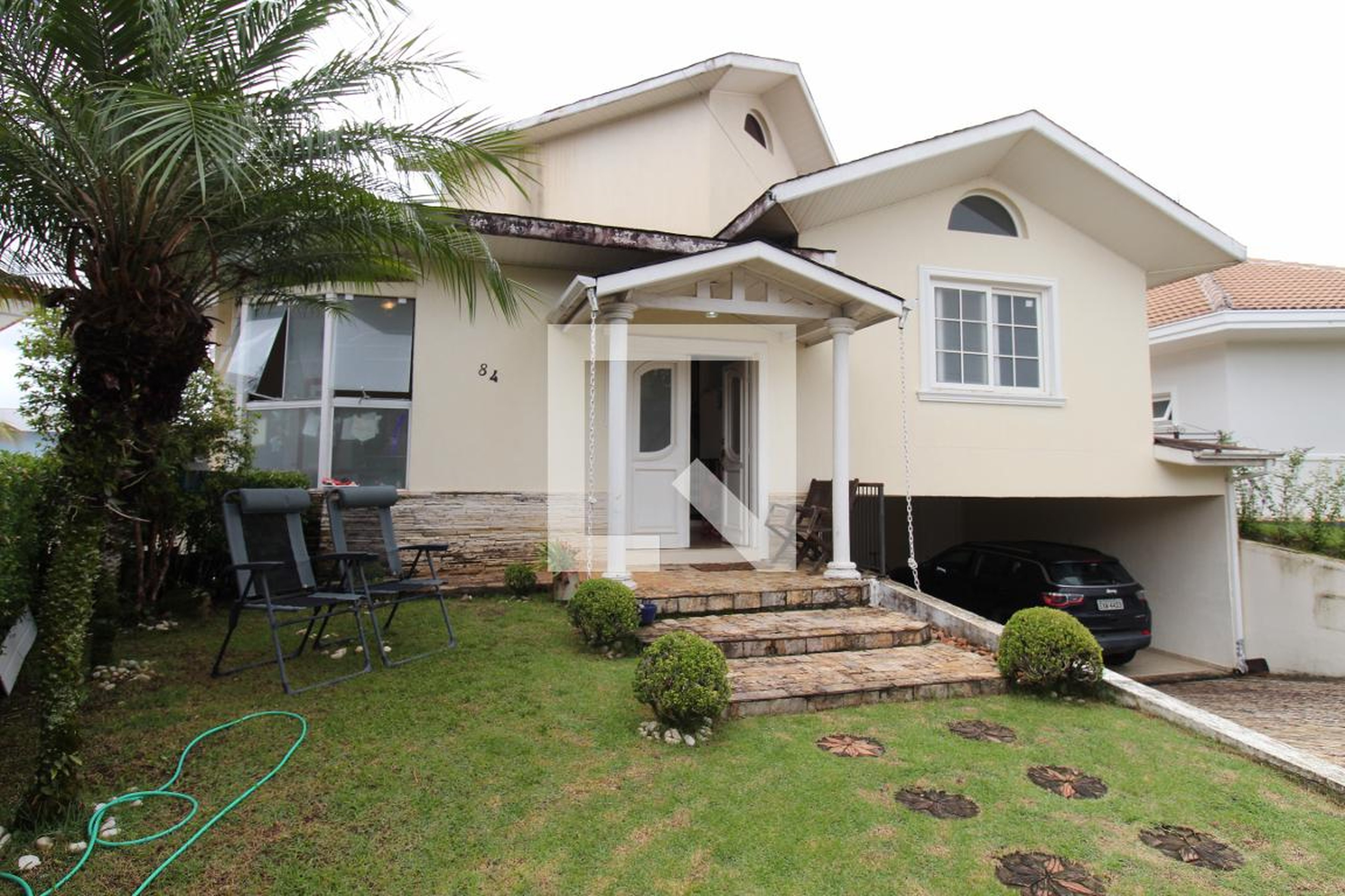 Fachada Condomínio em Rua Sidnei Roger Corrá, 84