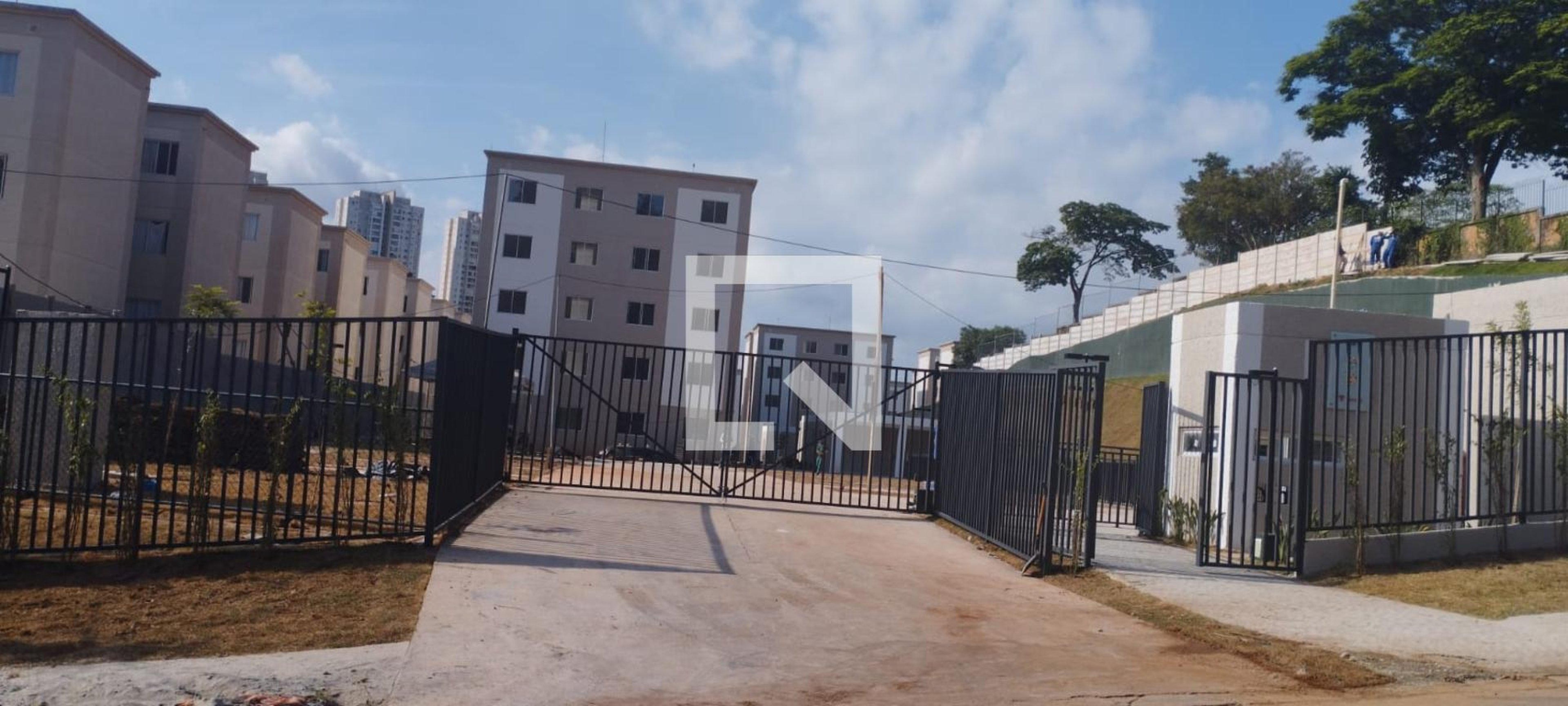 Área externa Condomínio em Rua João Moreira Salles, 65