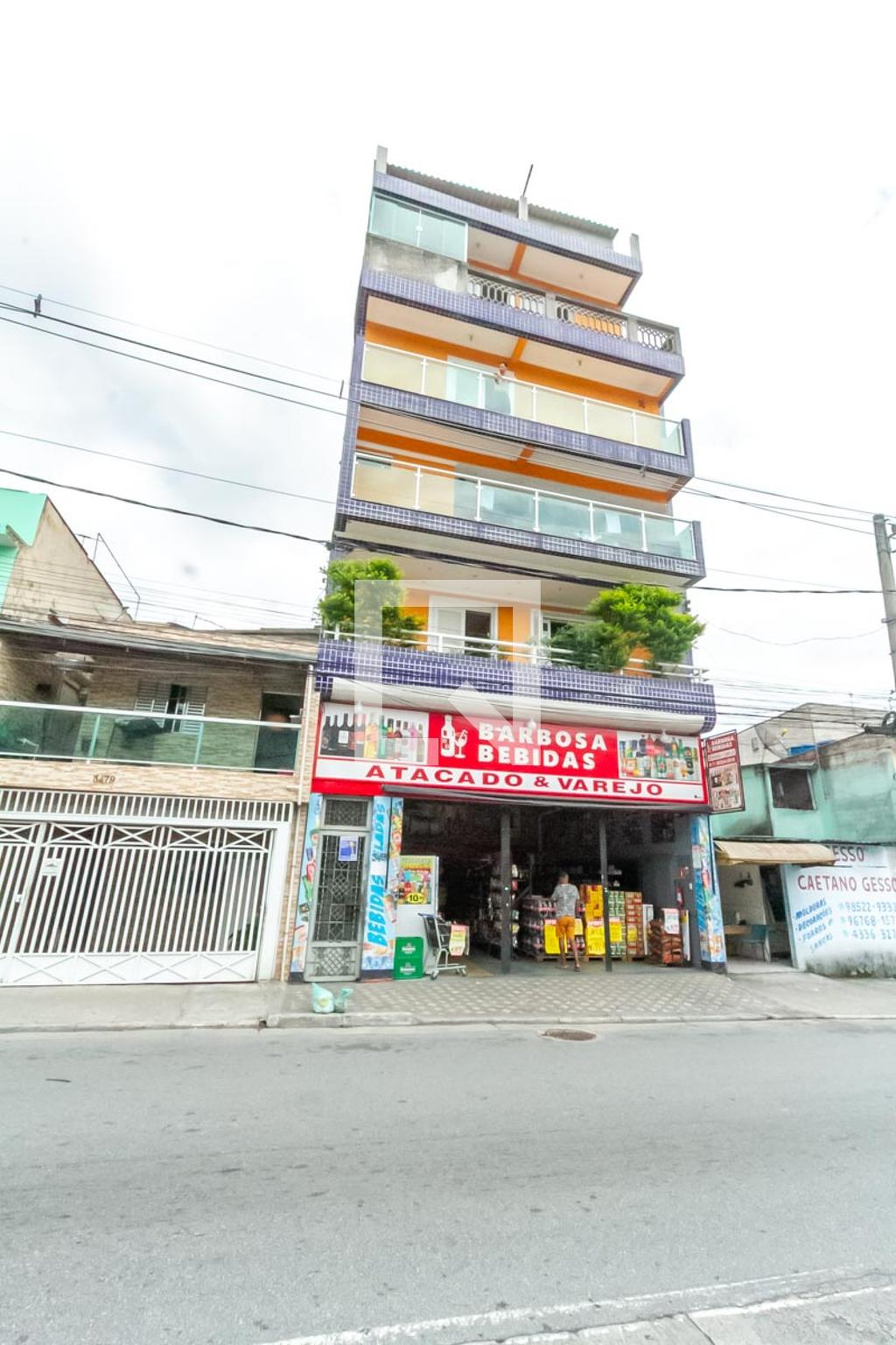 Fachada Condomínio em Estrada dos Alvarengas, 3499