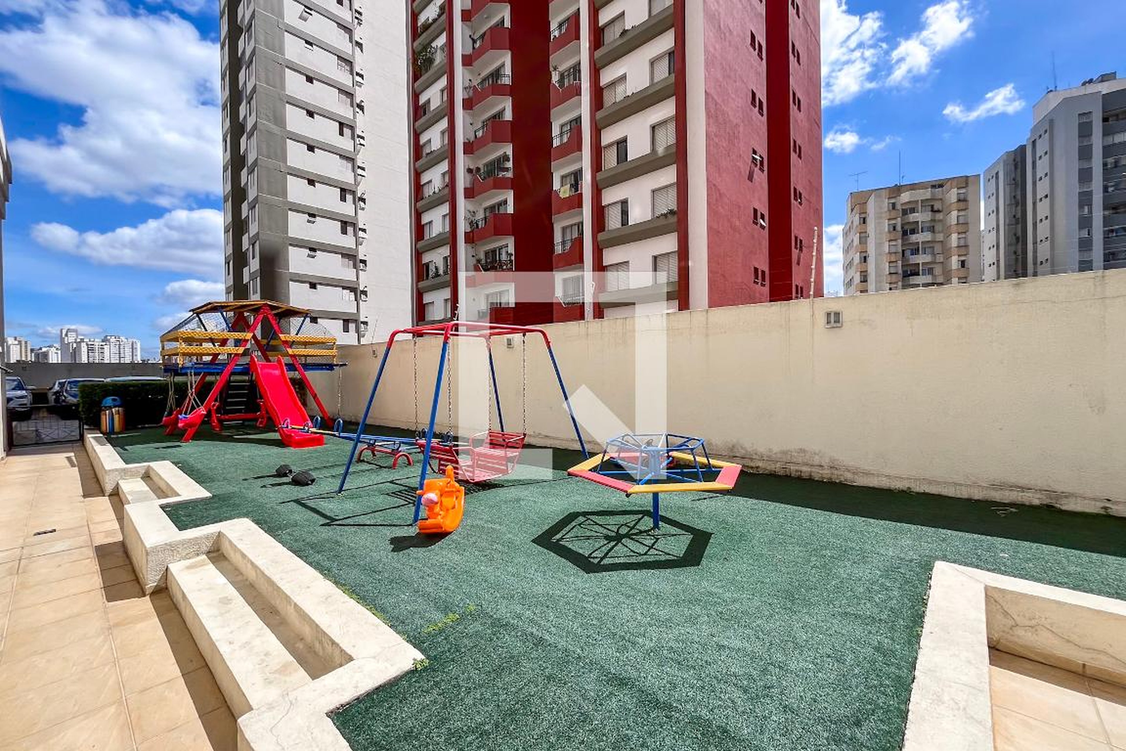 Playground - edificio nouveau classique barradas