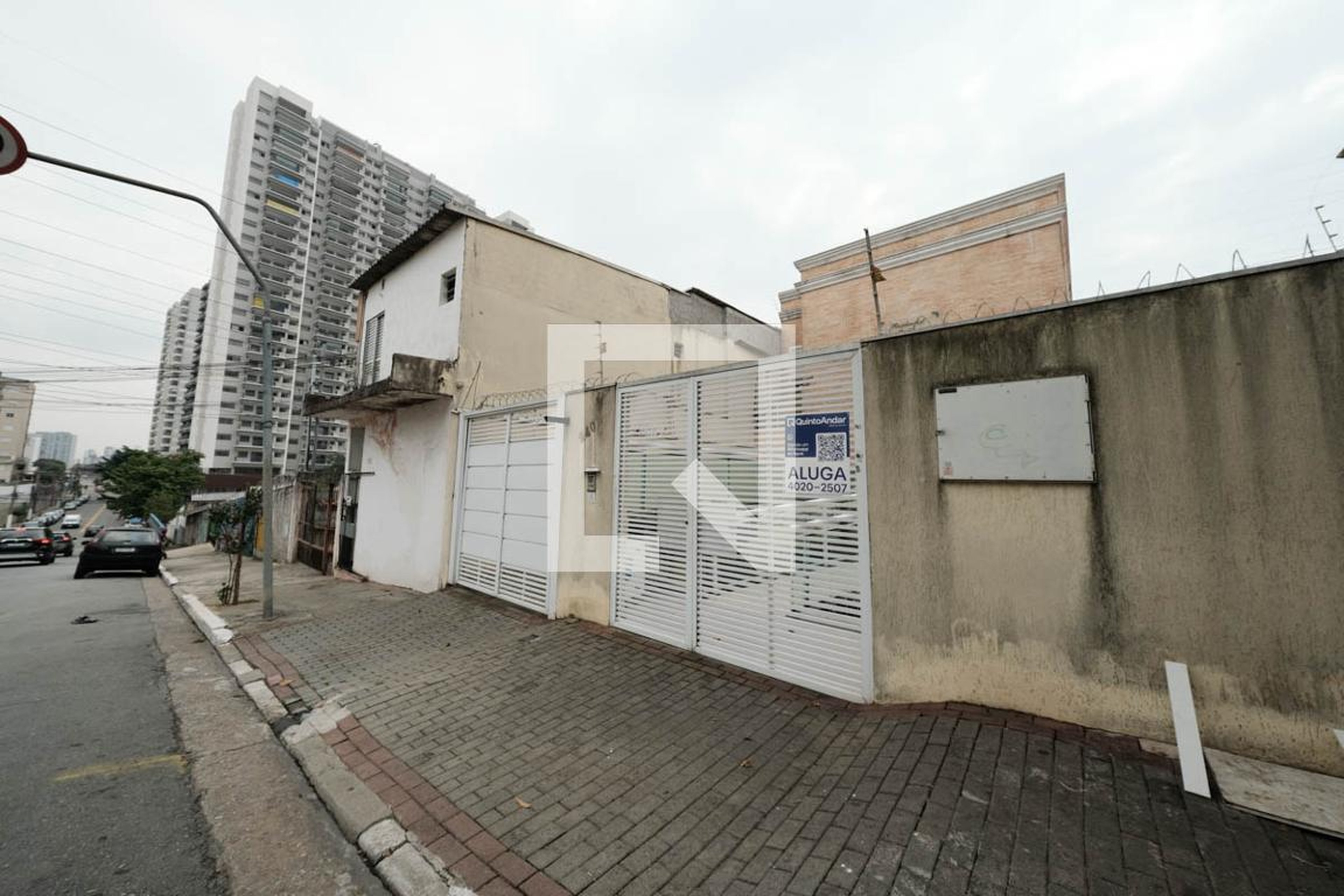 Fachada Condomínio em Rua Astorga, 240