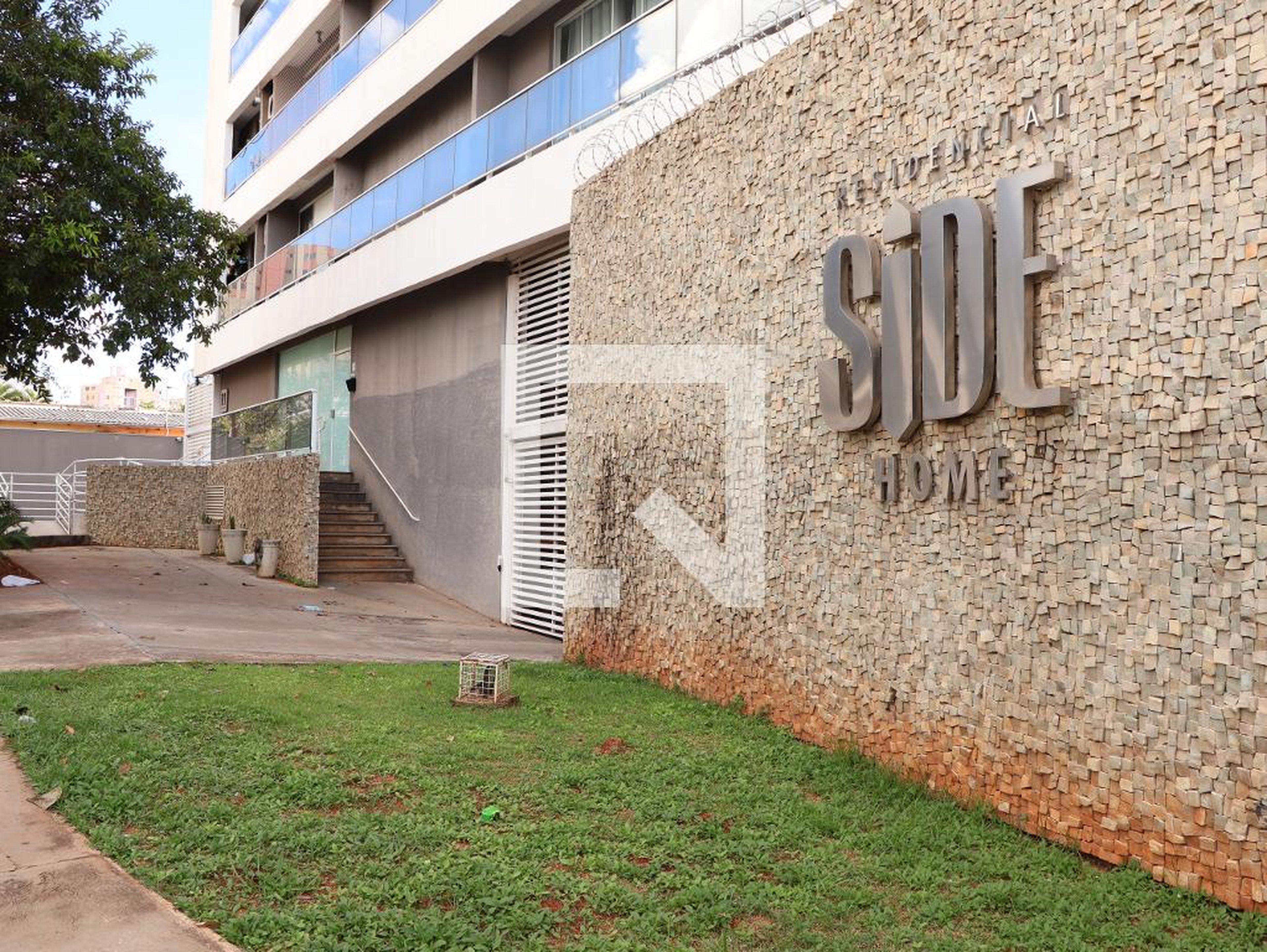 Fachada do Prédio Condomínio Side Home