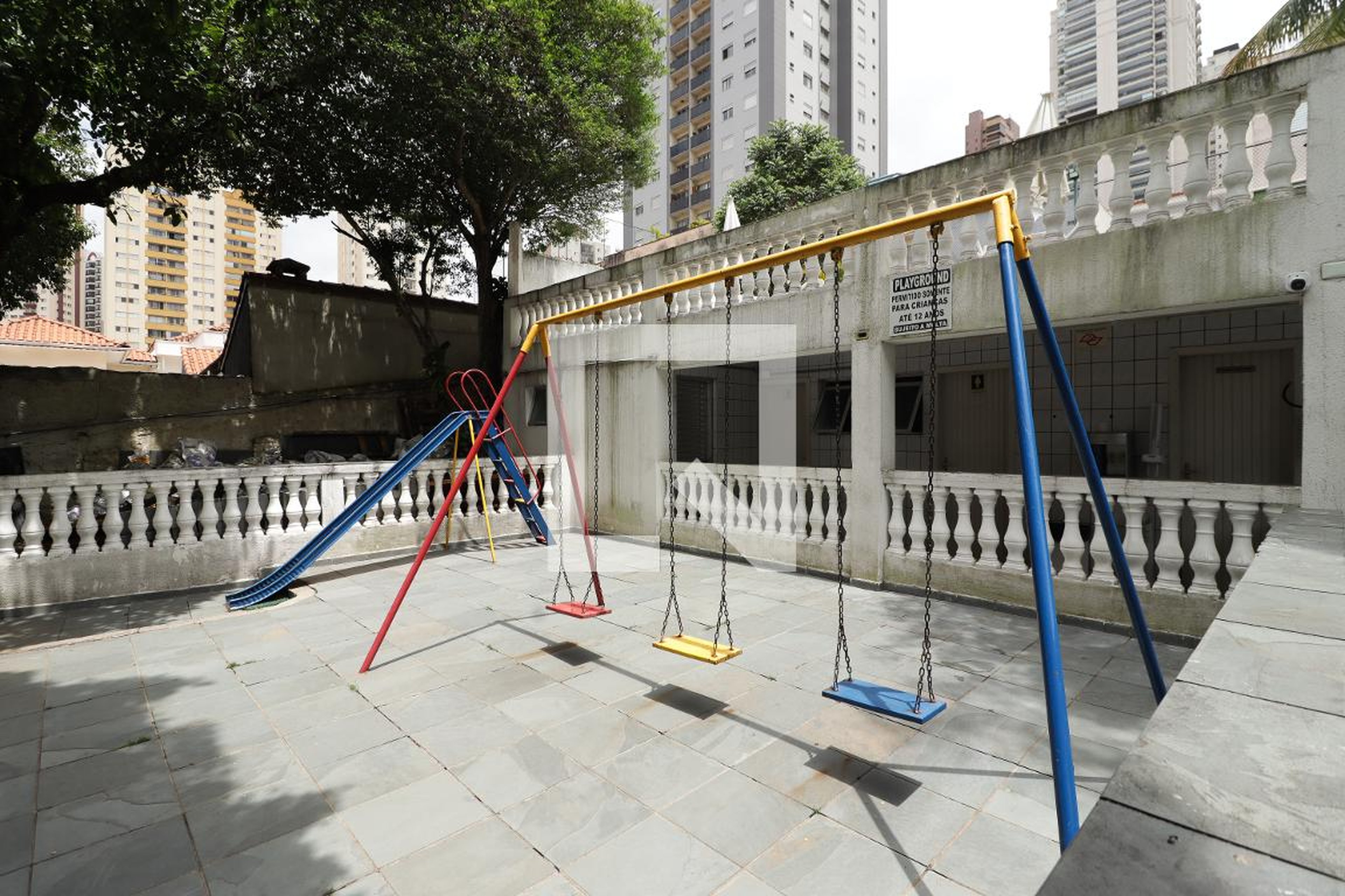 Playground - Edificio Victorio Alpiovezza