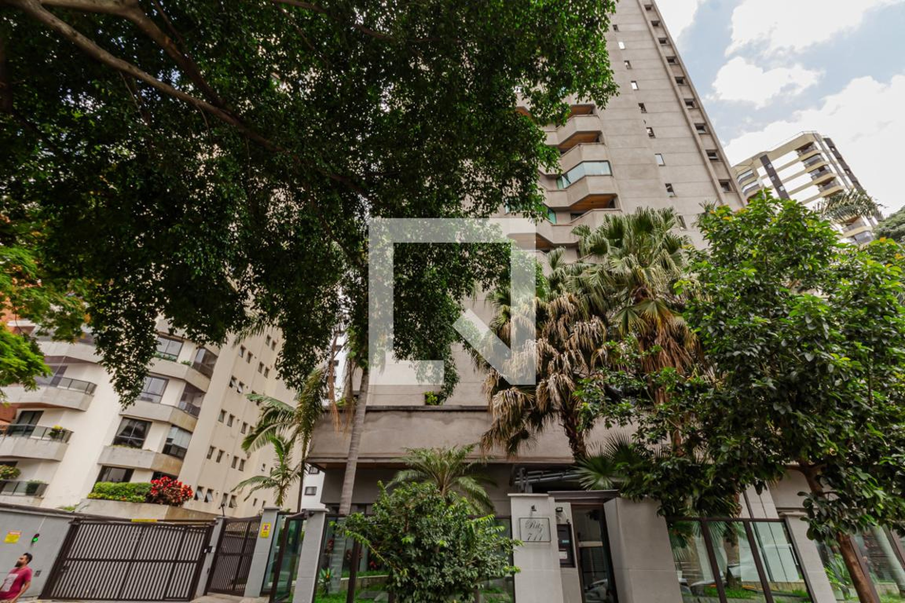 Fachada Condomínio Ritz Flat Moema