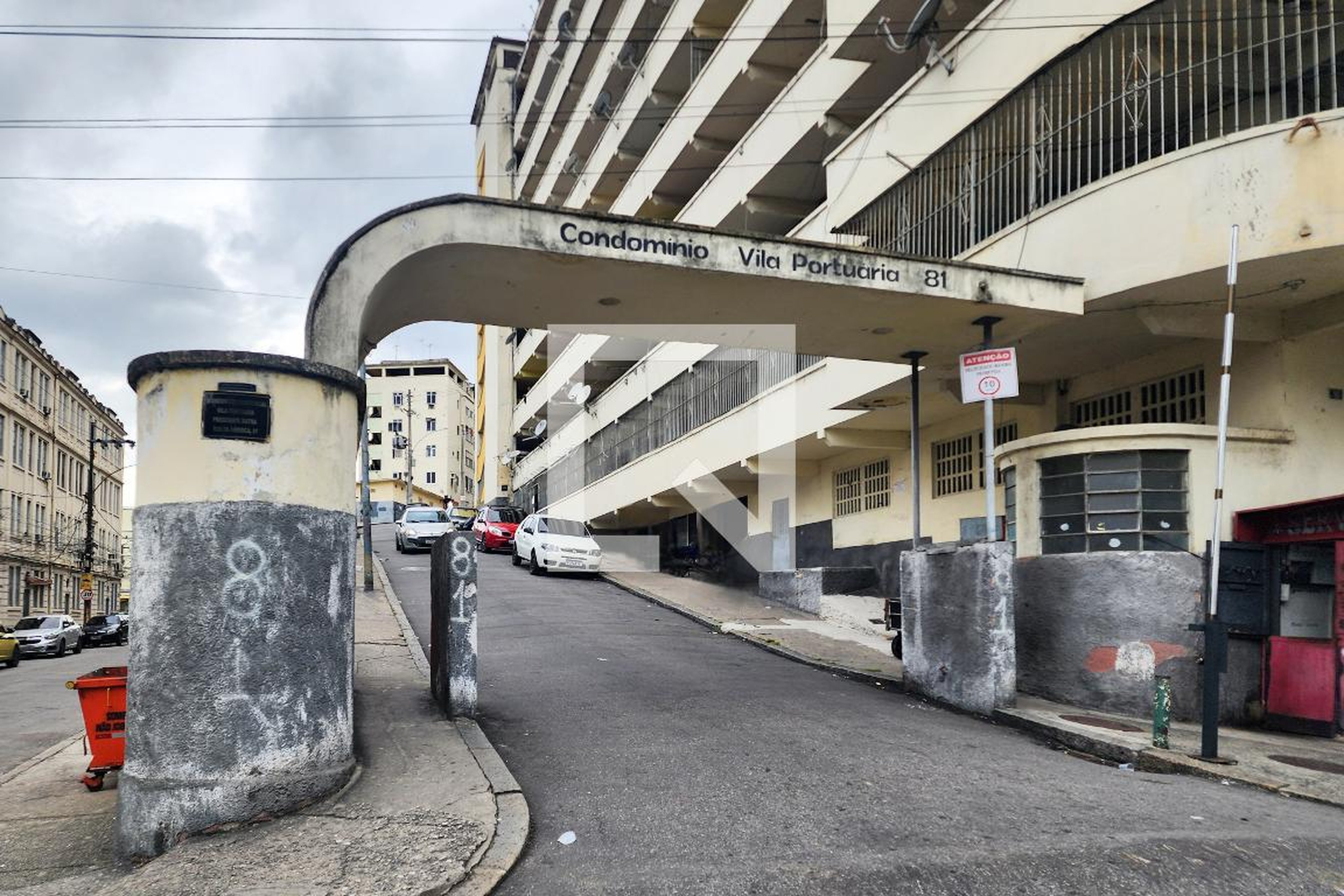 Fachada Condomínio Vila Portuária