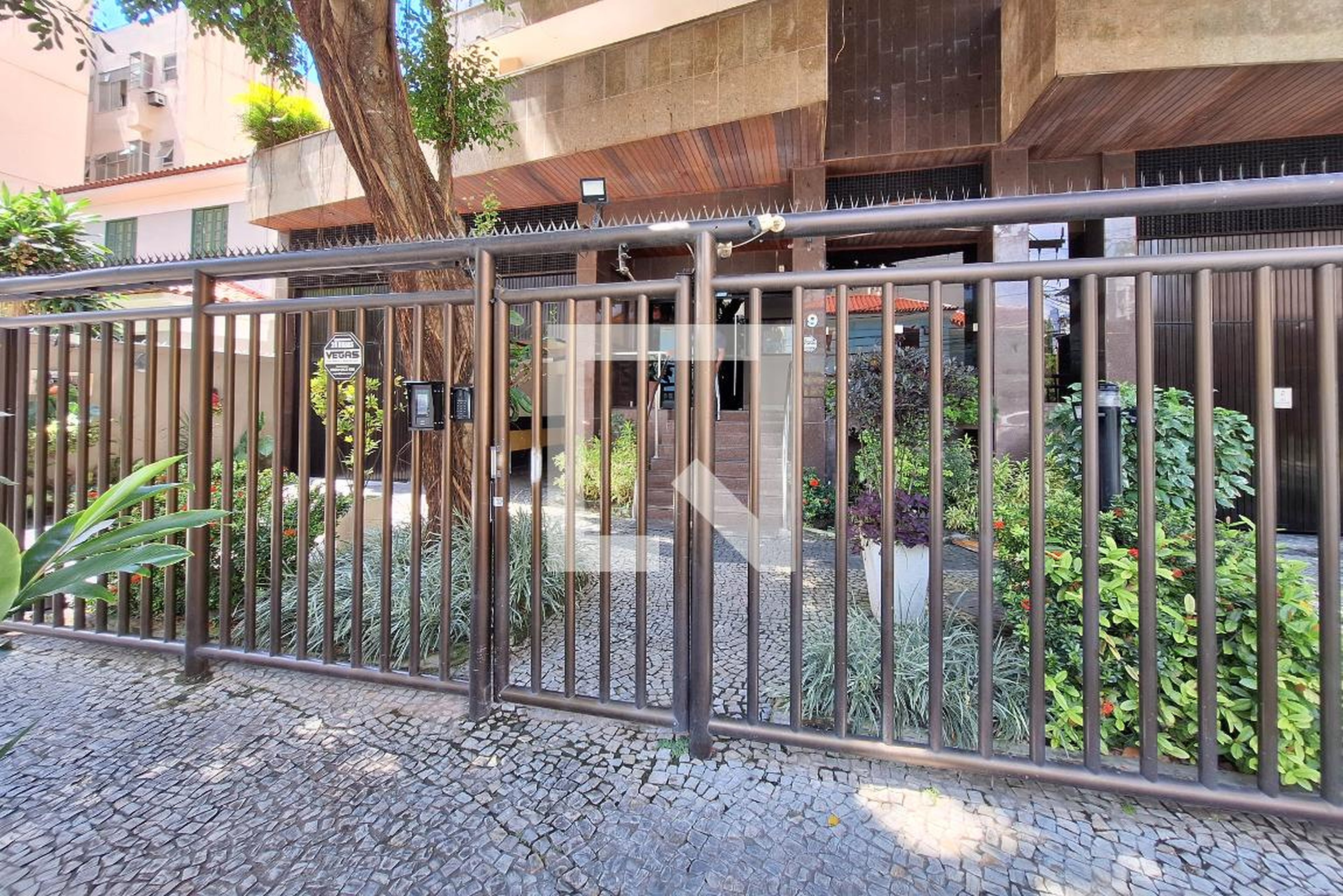 Fachada Condomínio Praia de Sesimbra