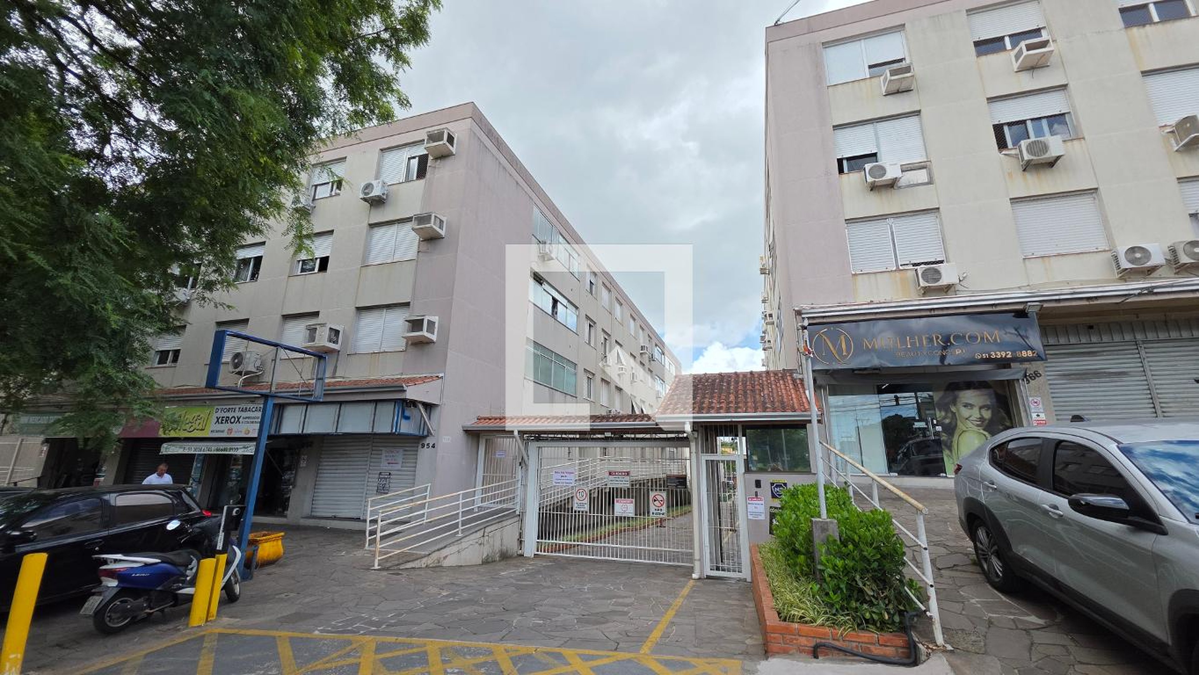 Fachada Condomínio em Avenida do Forte, 942