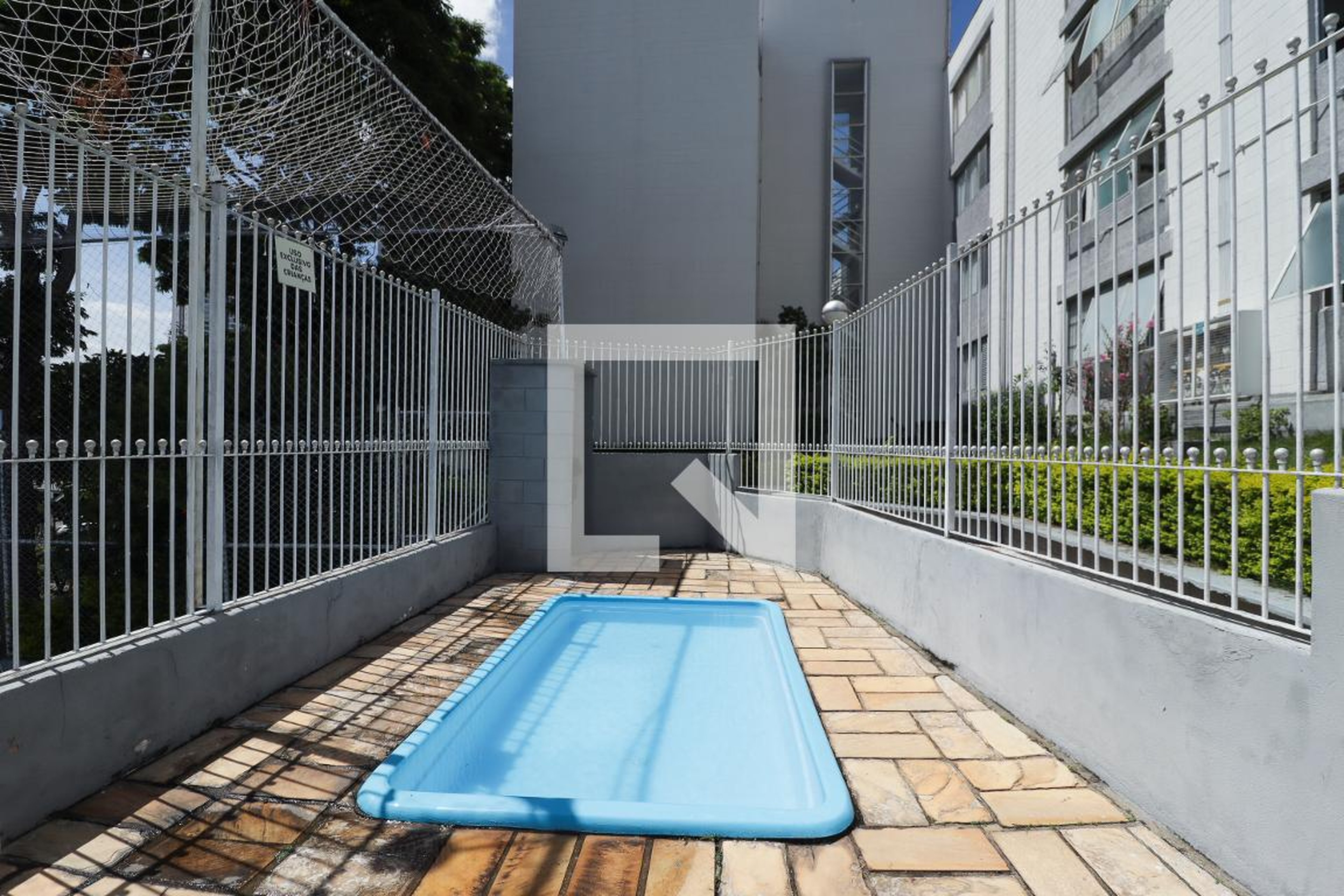 Piscina Condomínio em Rua José de Oliveira, 2