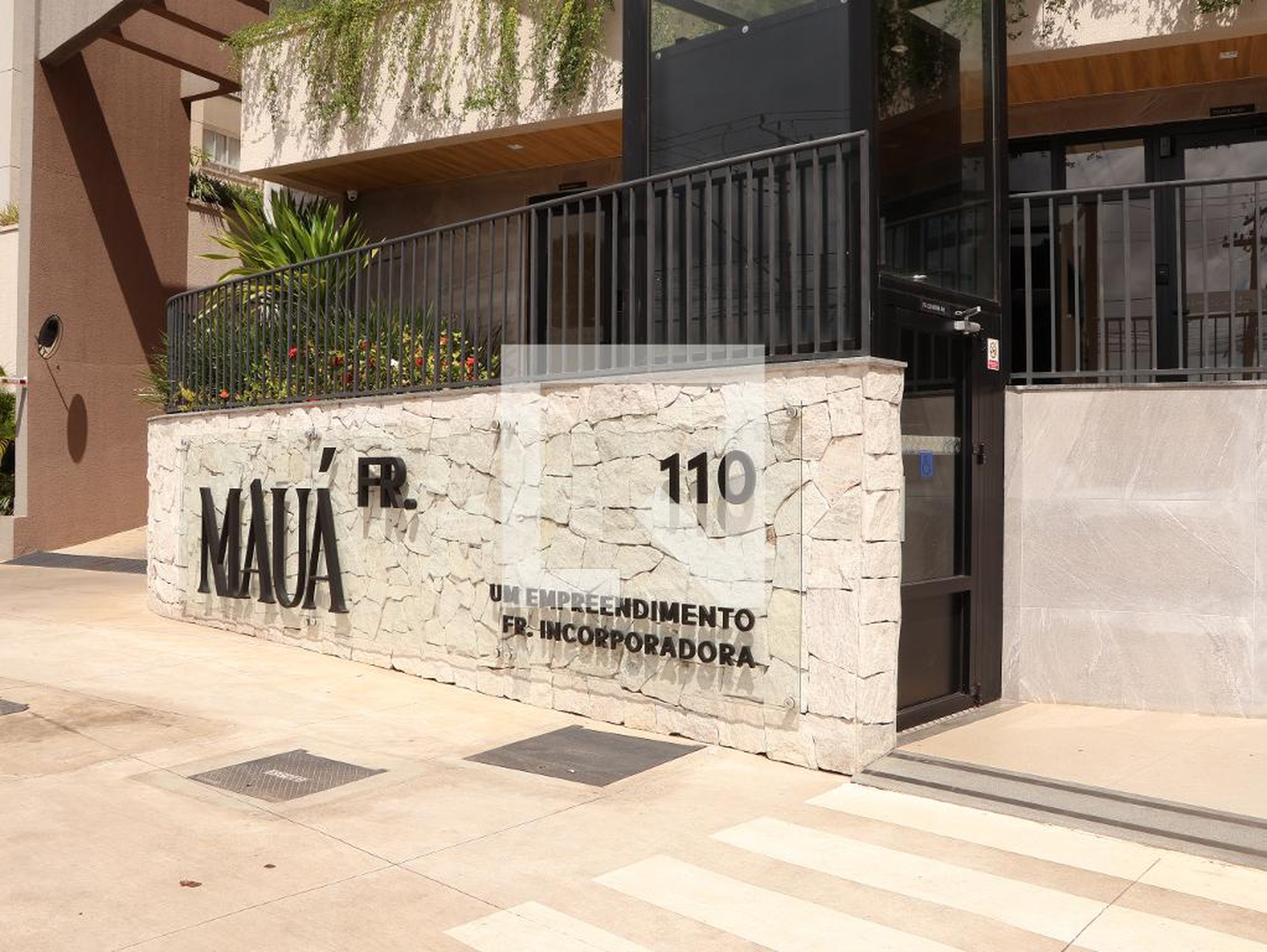 Fachada do Prédio Condomínio em Rua Barão de Mauá, 110