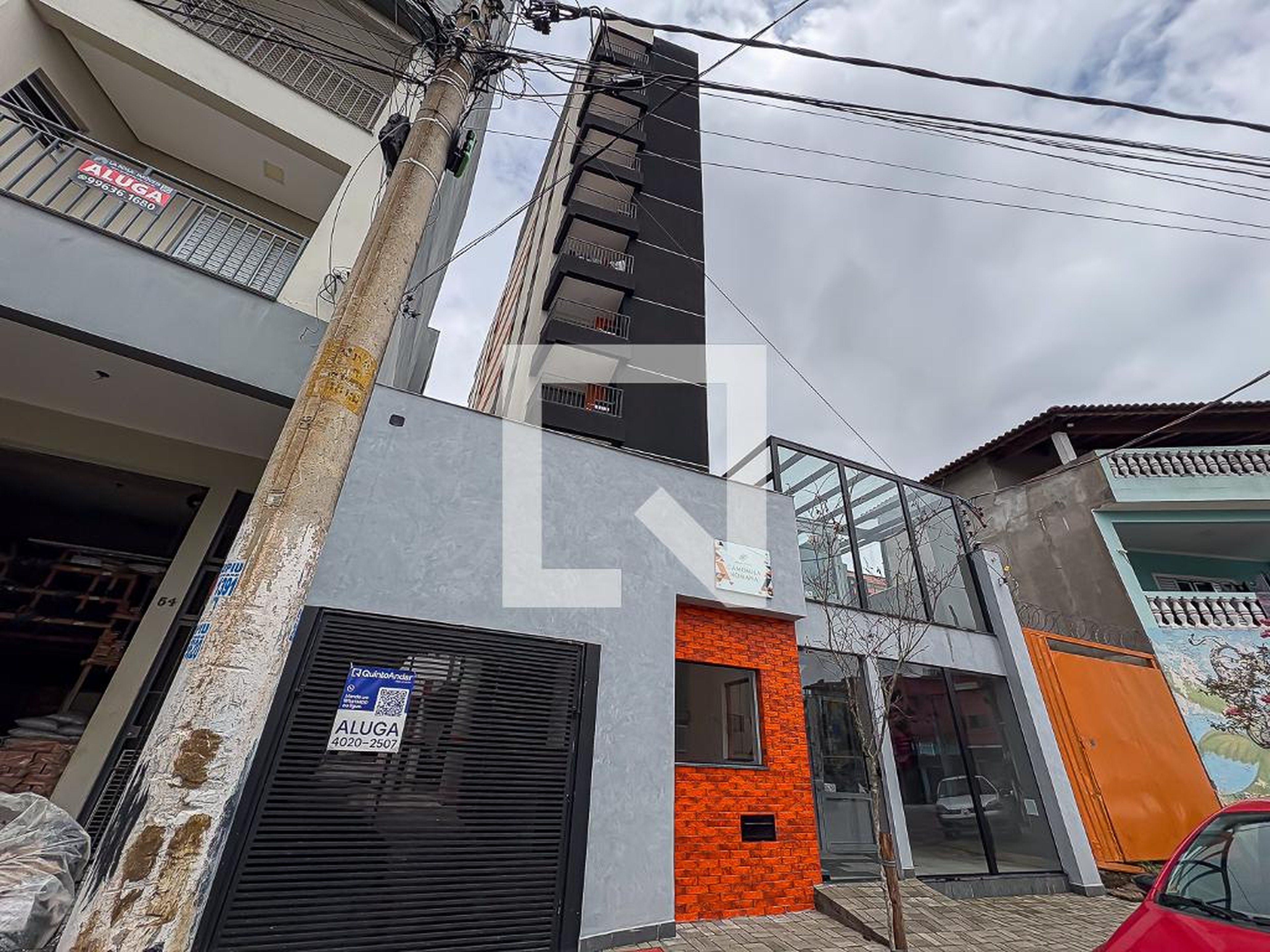 Fachada Condomínio em Rua Camomila Romana, 38