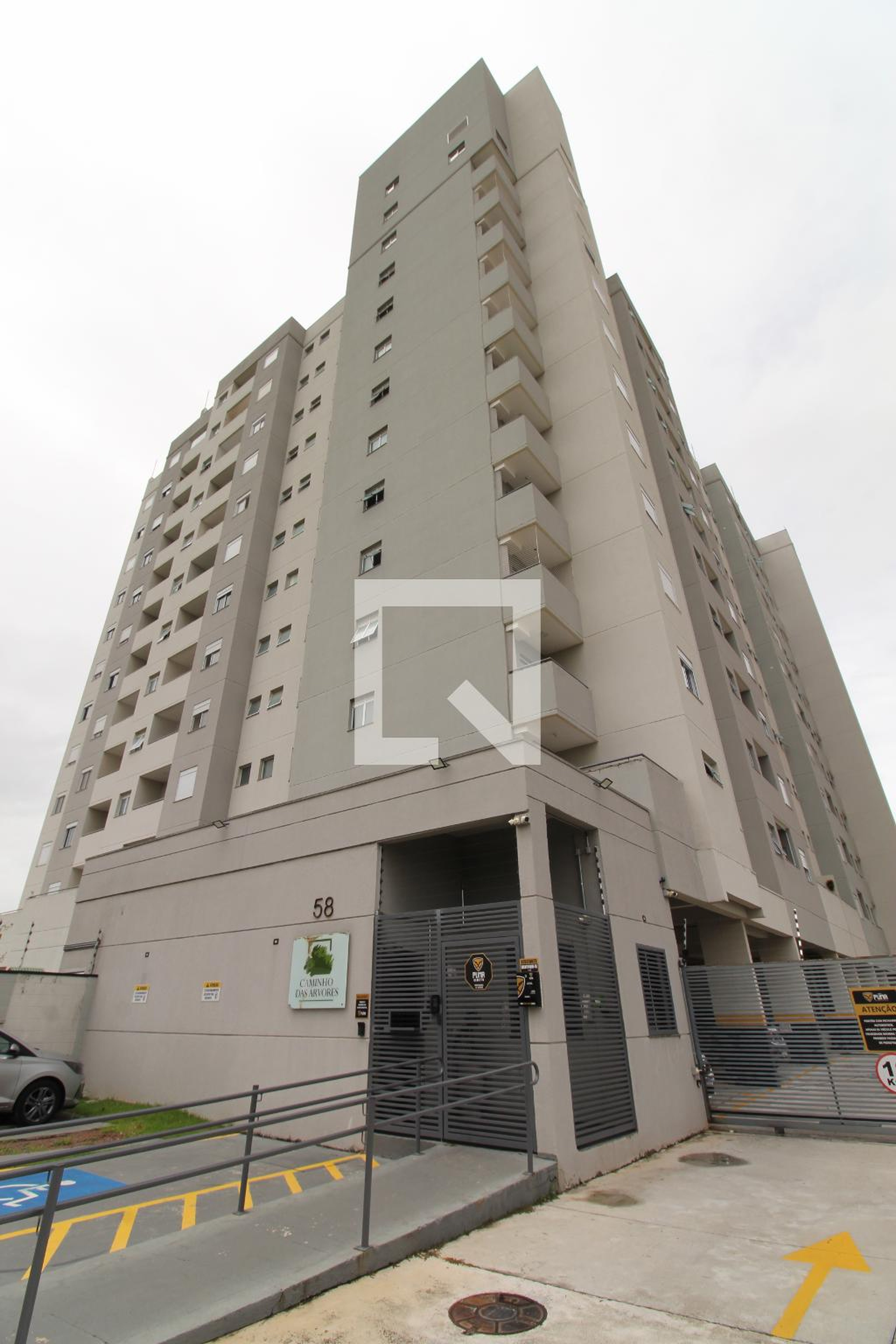 Fachada do Prédio Condomínio Caminho das Árvores