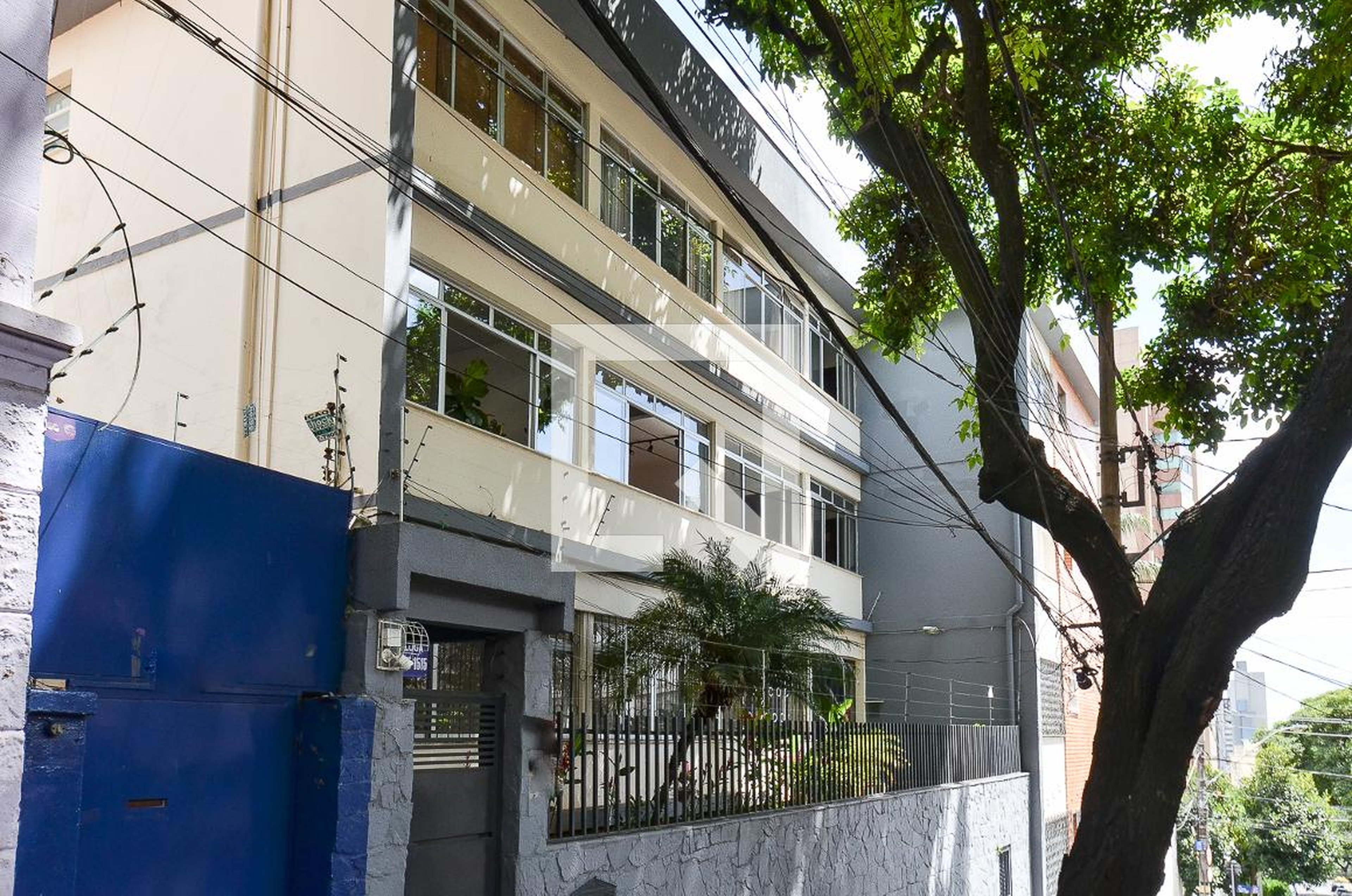 Fachada Condomínio em Rua Santo Antônio do Monte, 360