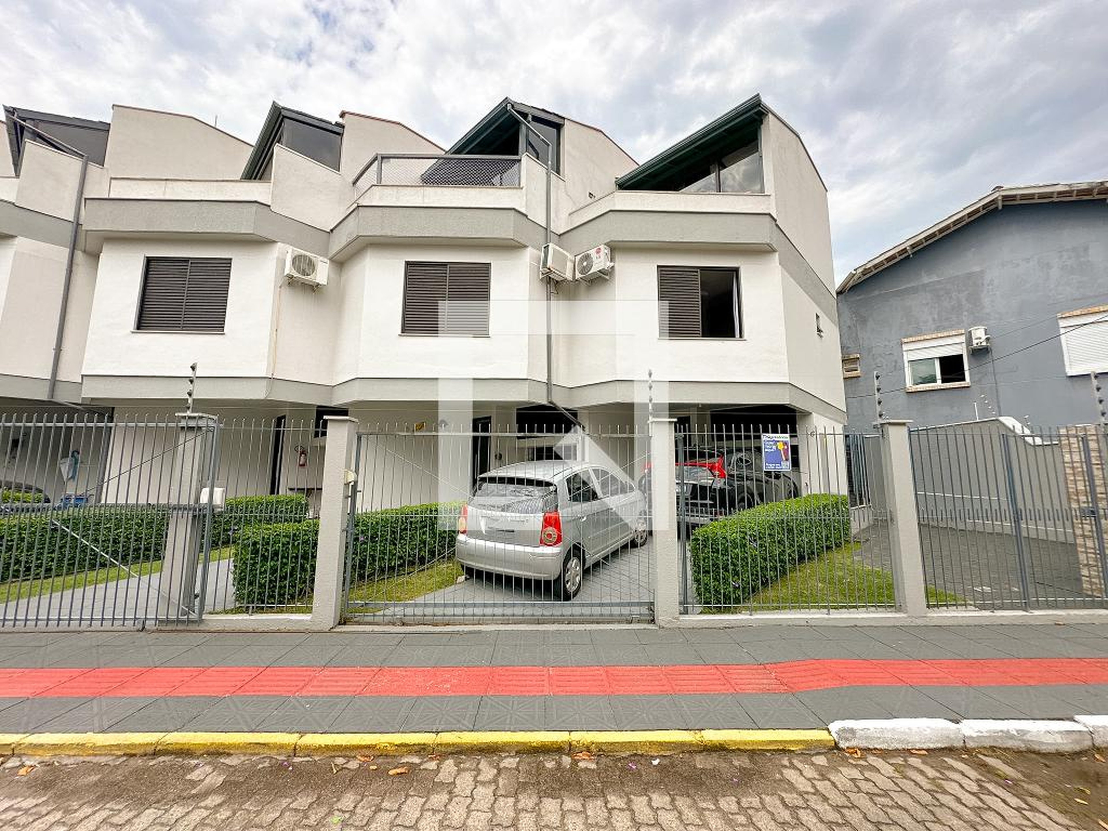 Fachada Condomínio em Rua Ranulpho José de Souza Sobrinho, 256