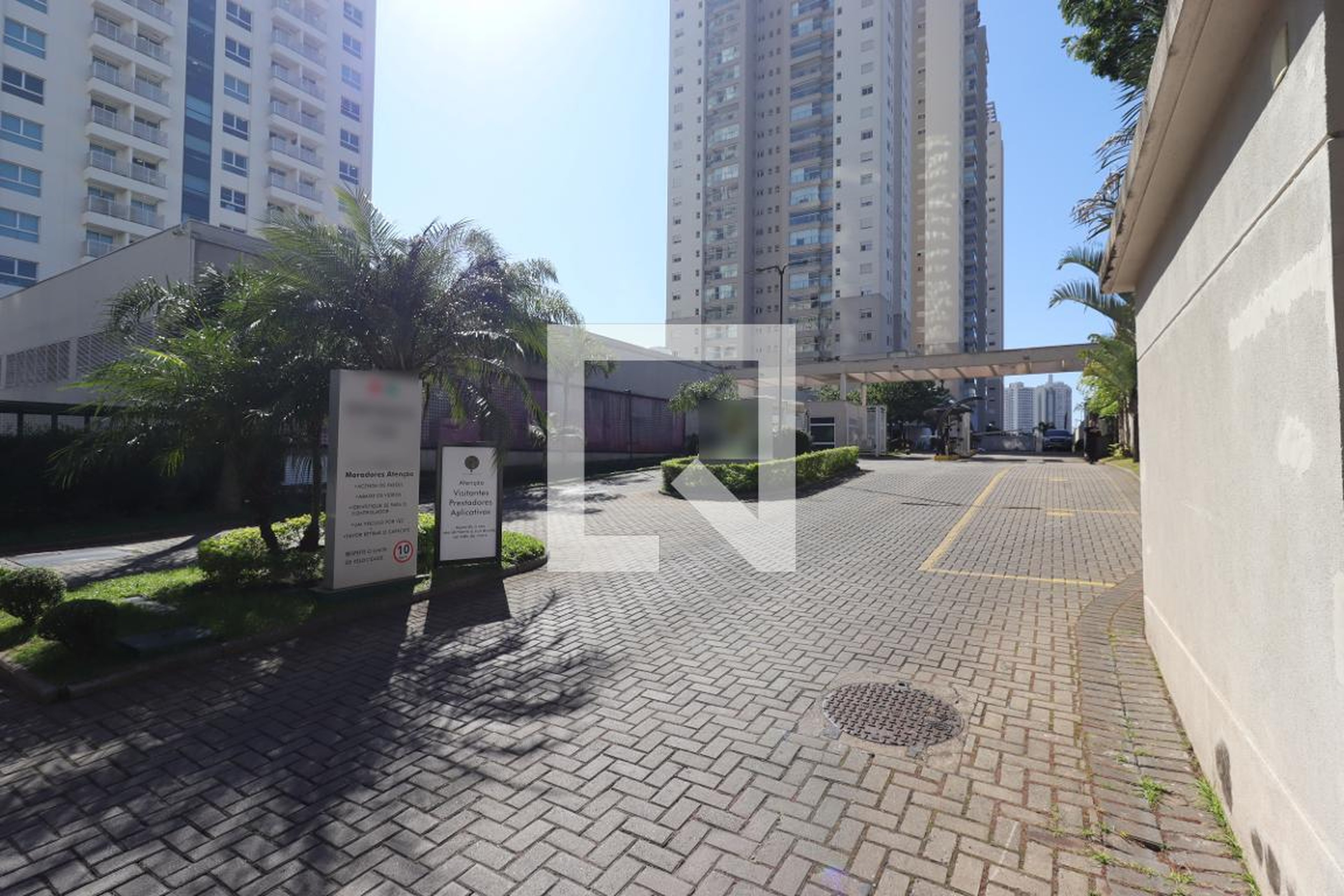 Fachada Condomínio Jardim Park House