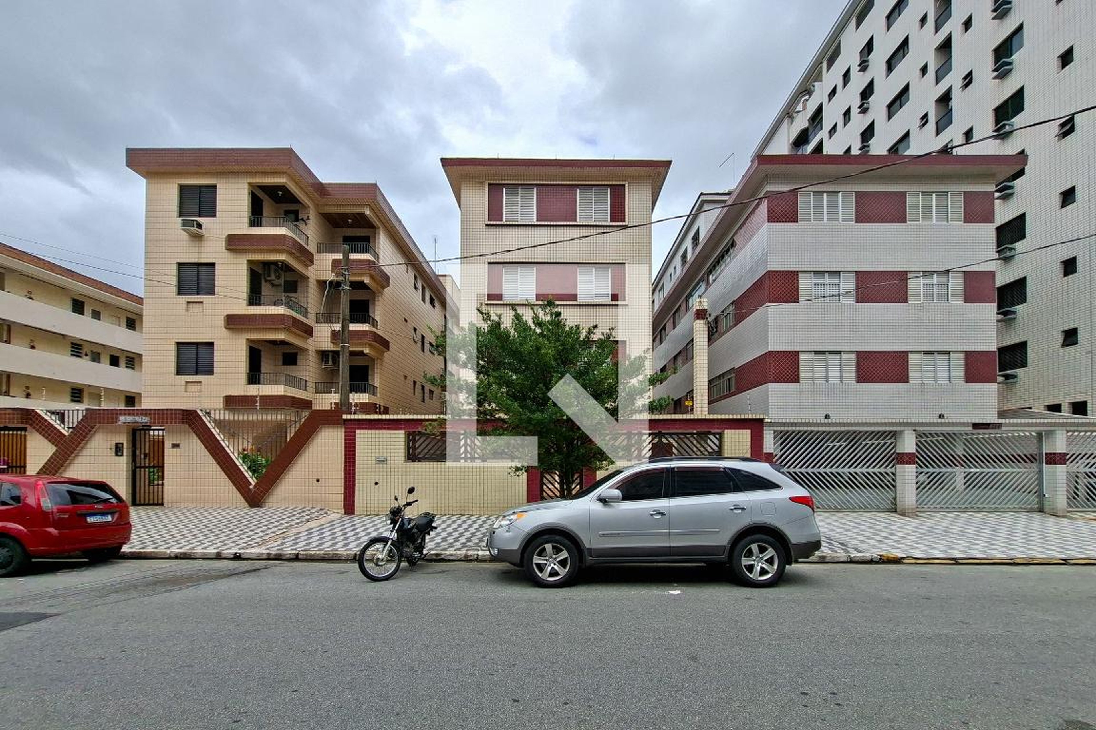 Fachada Condomínio Elenice