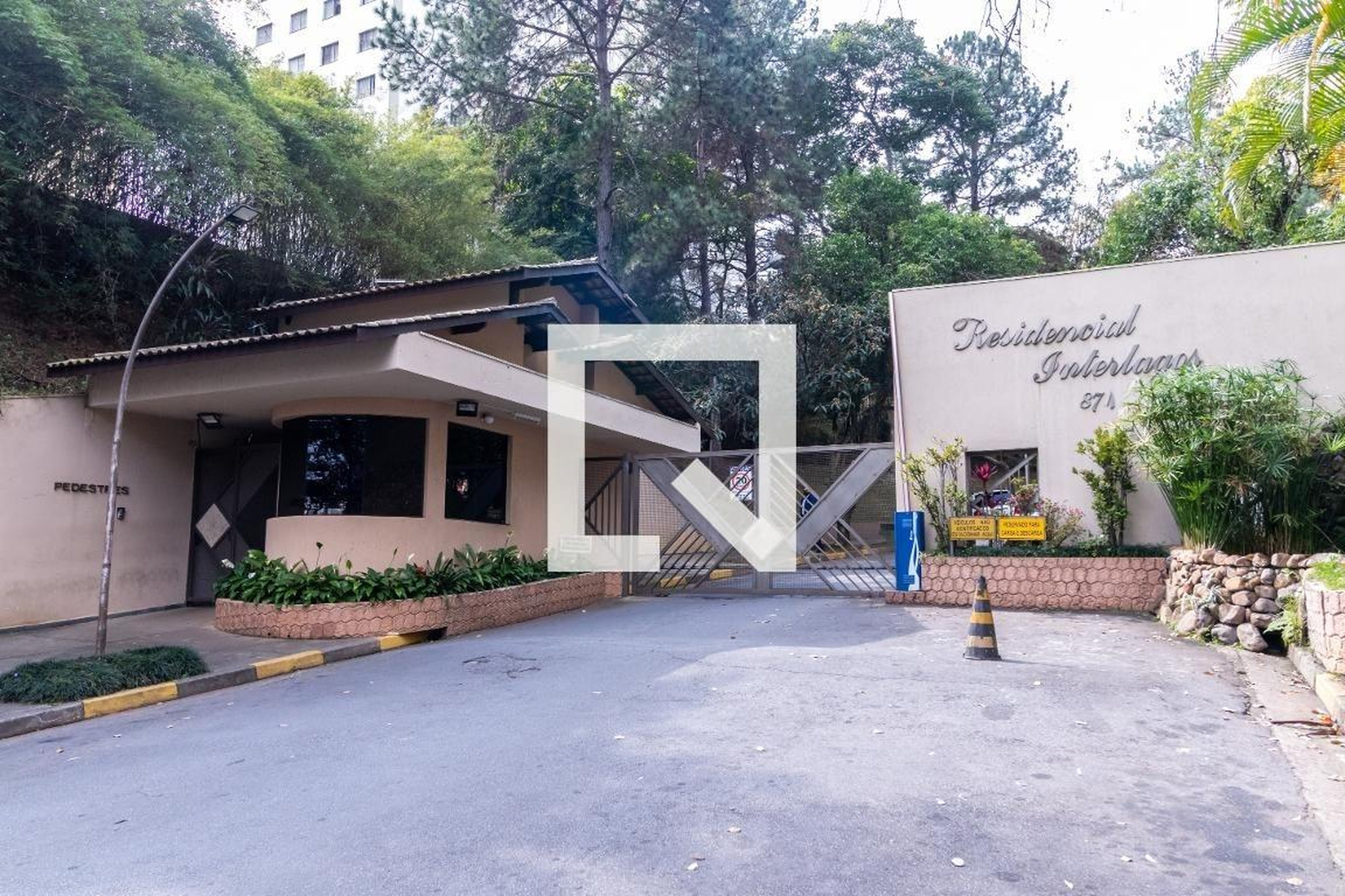 Fachada Residencial Interlagos