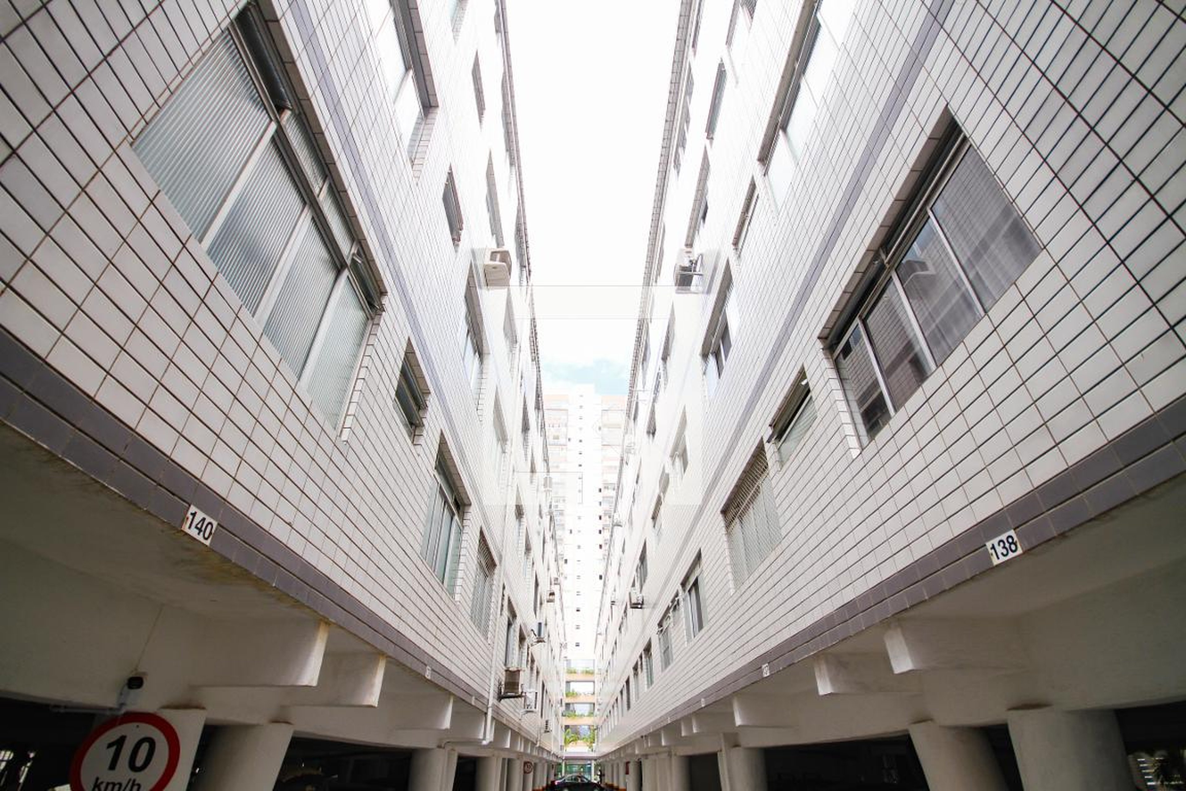 Fachada do Prédio Condomínio Parque Aquático