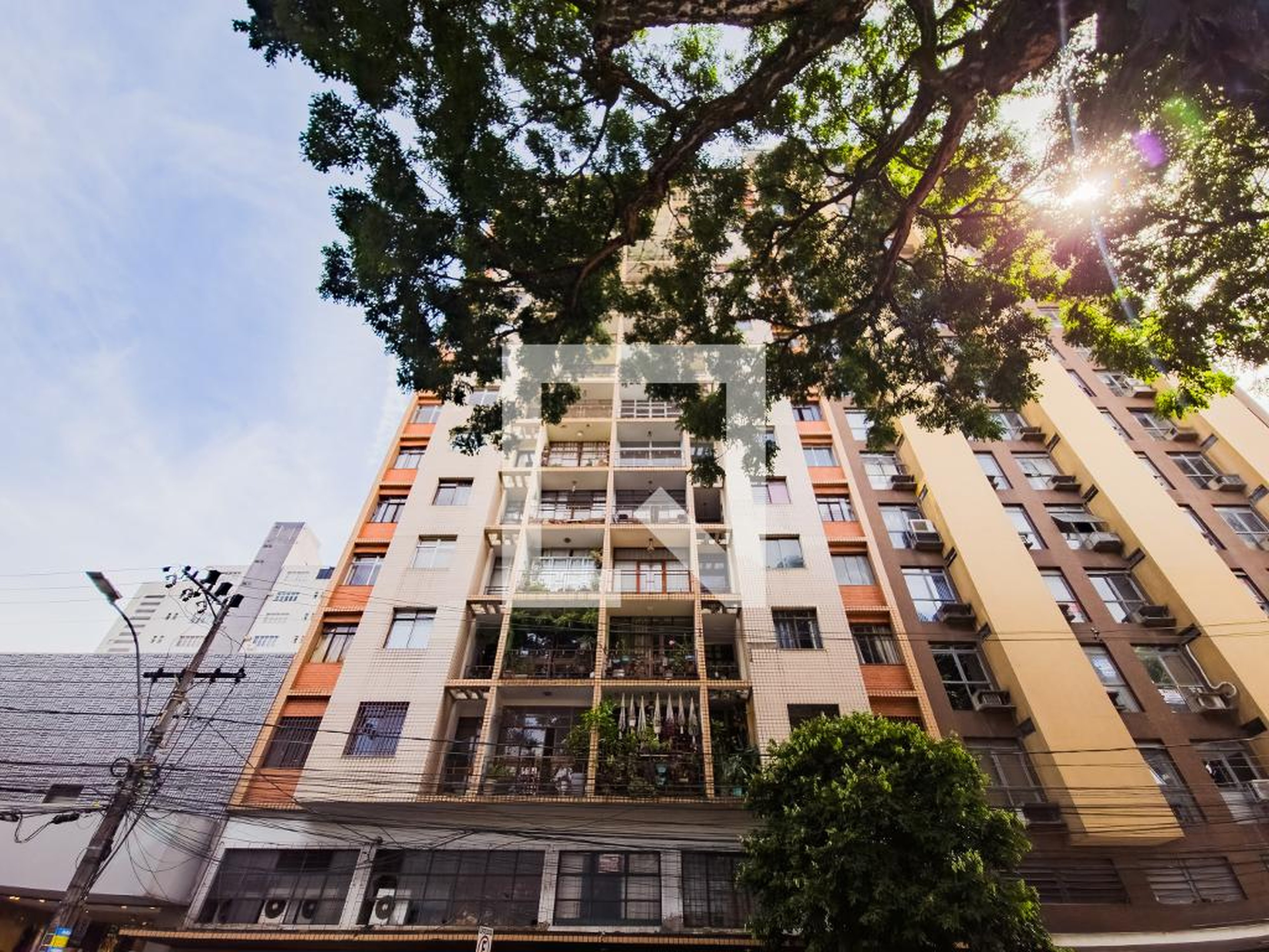 Fachada Condomínio Isaura Santos