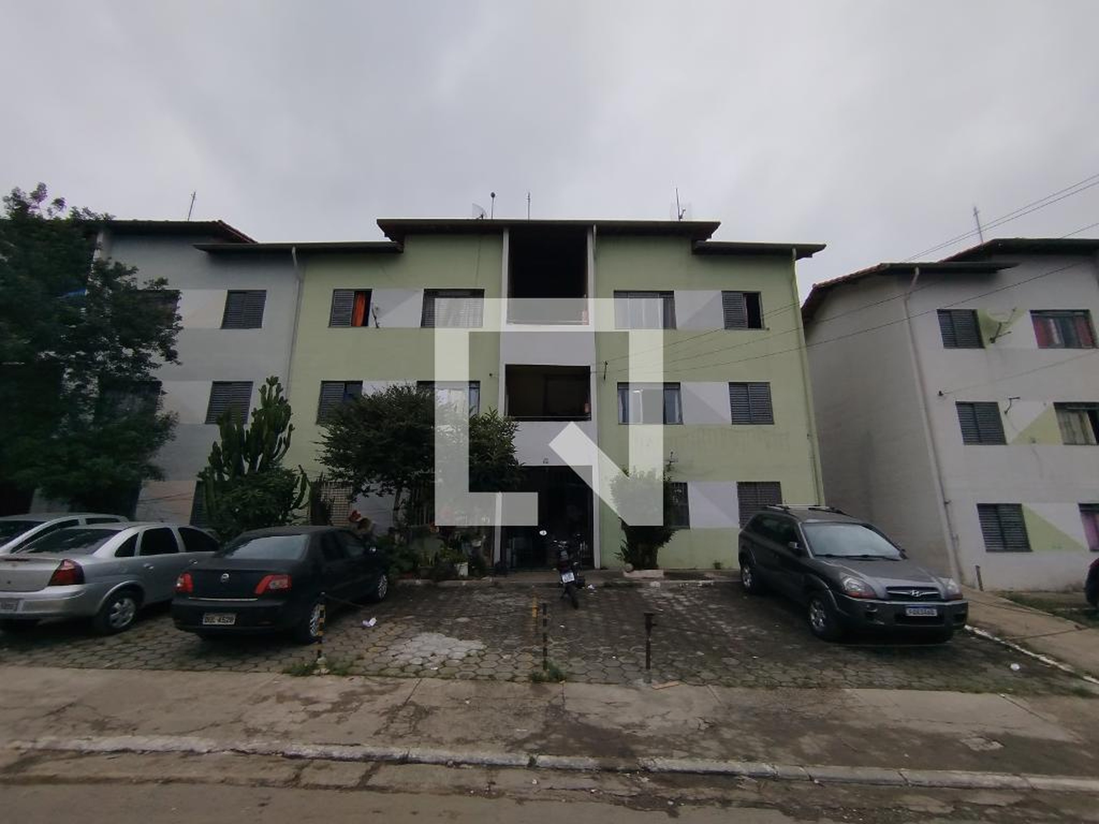 Fachada Condomínio em Rua Idealopolis, 316
