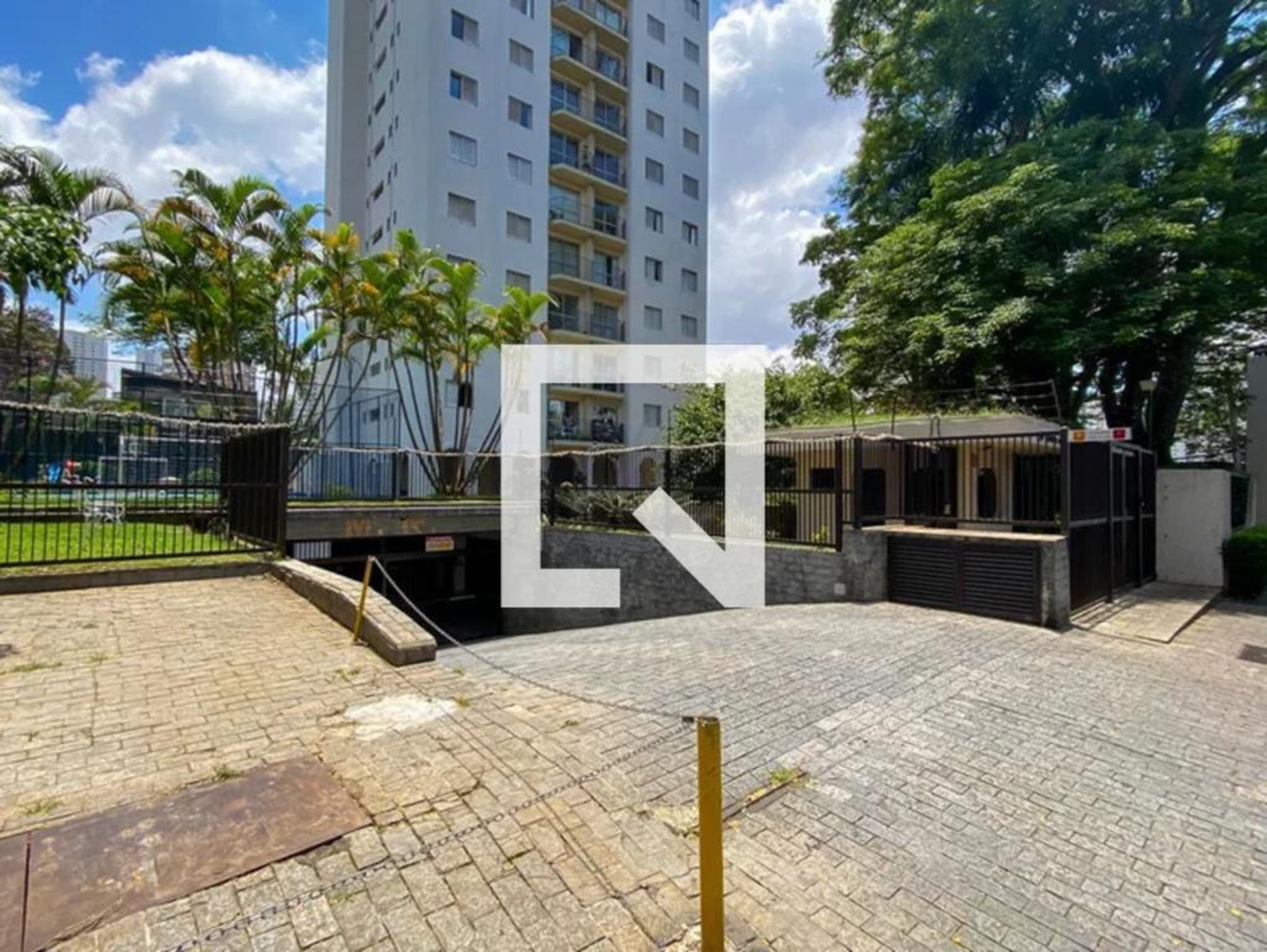 Fachada Edifício Martha Regina