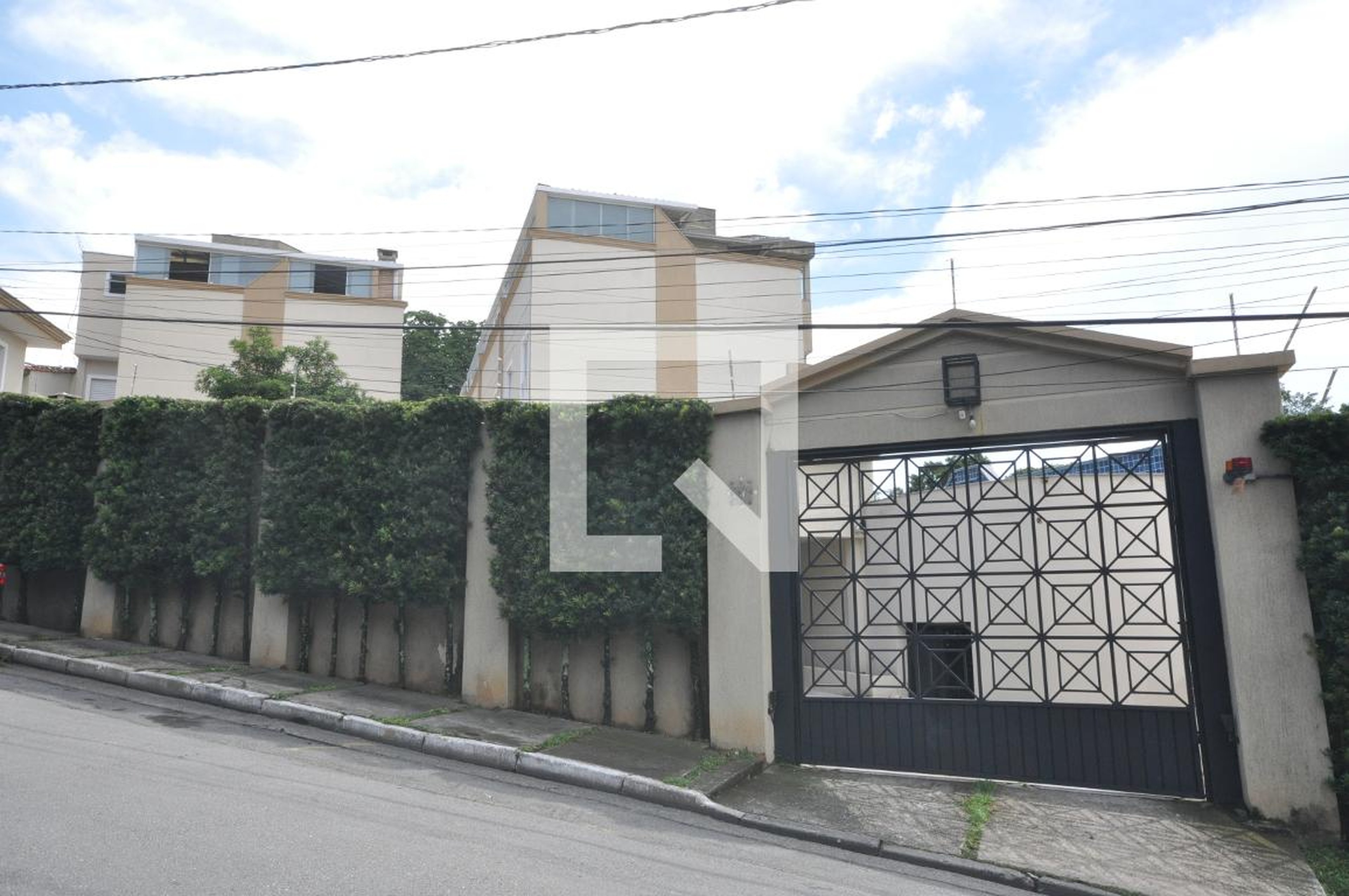 Fachada Residencial Vista Verde