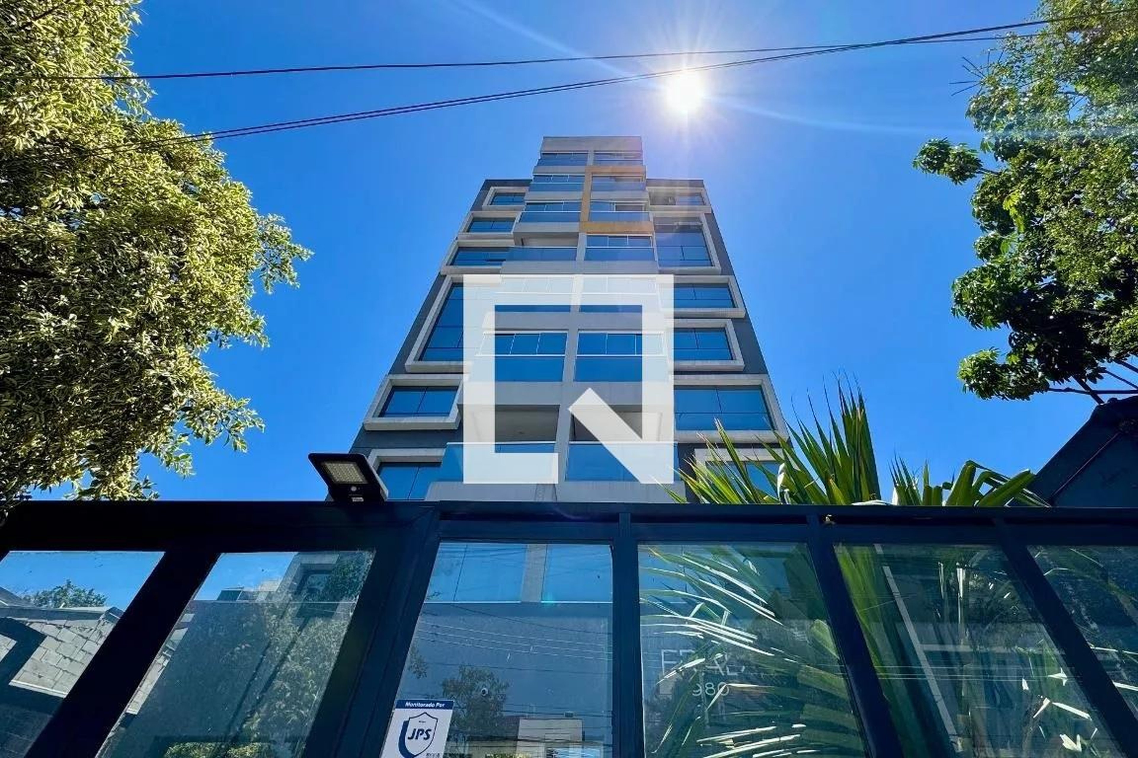 Fachada Condomínio Fradik