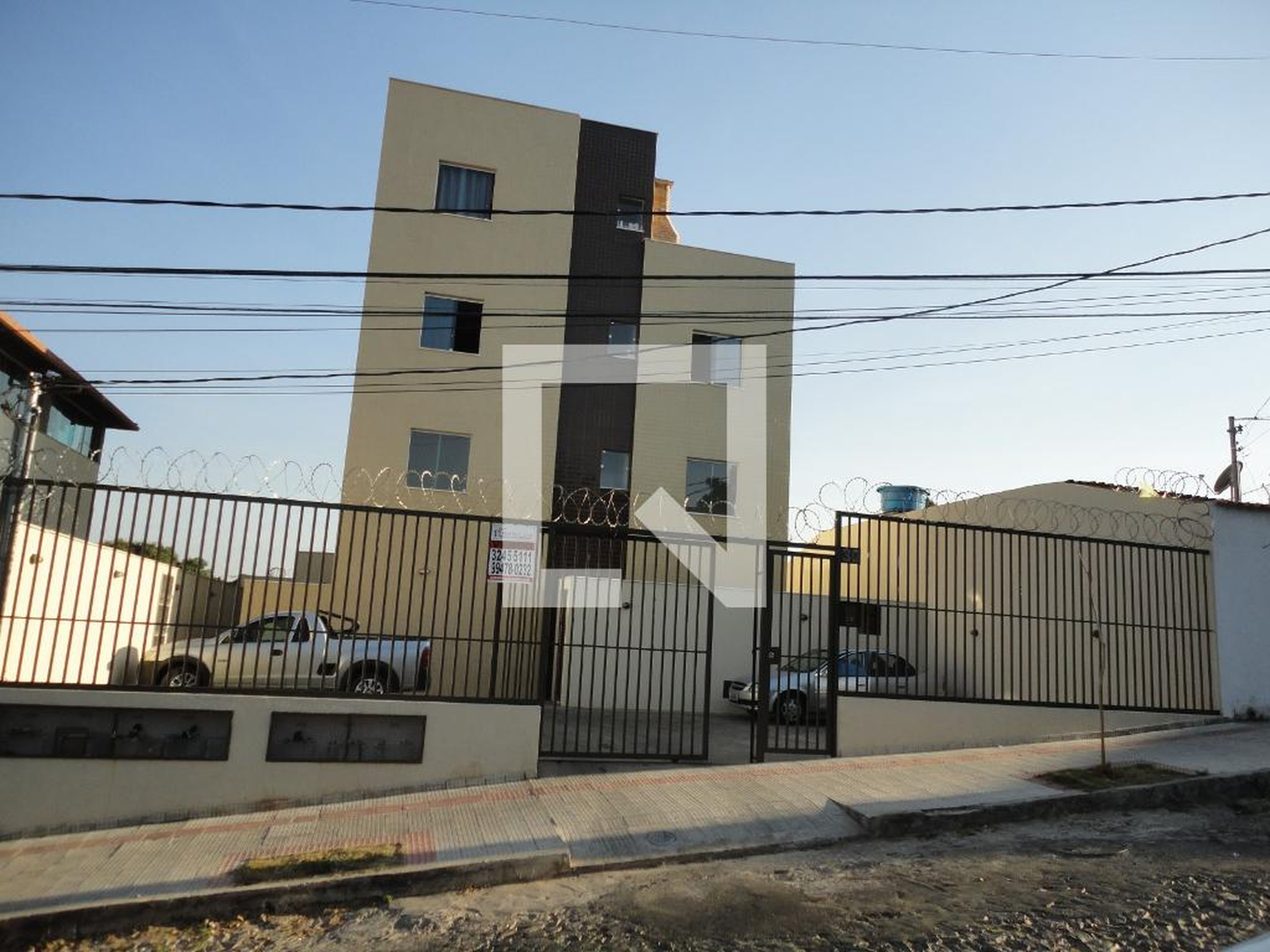 Fachada Condomínio em Rua Juventude, 30