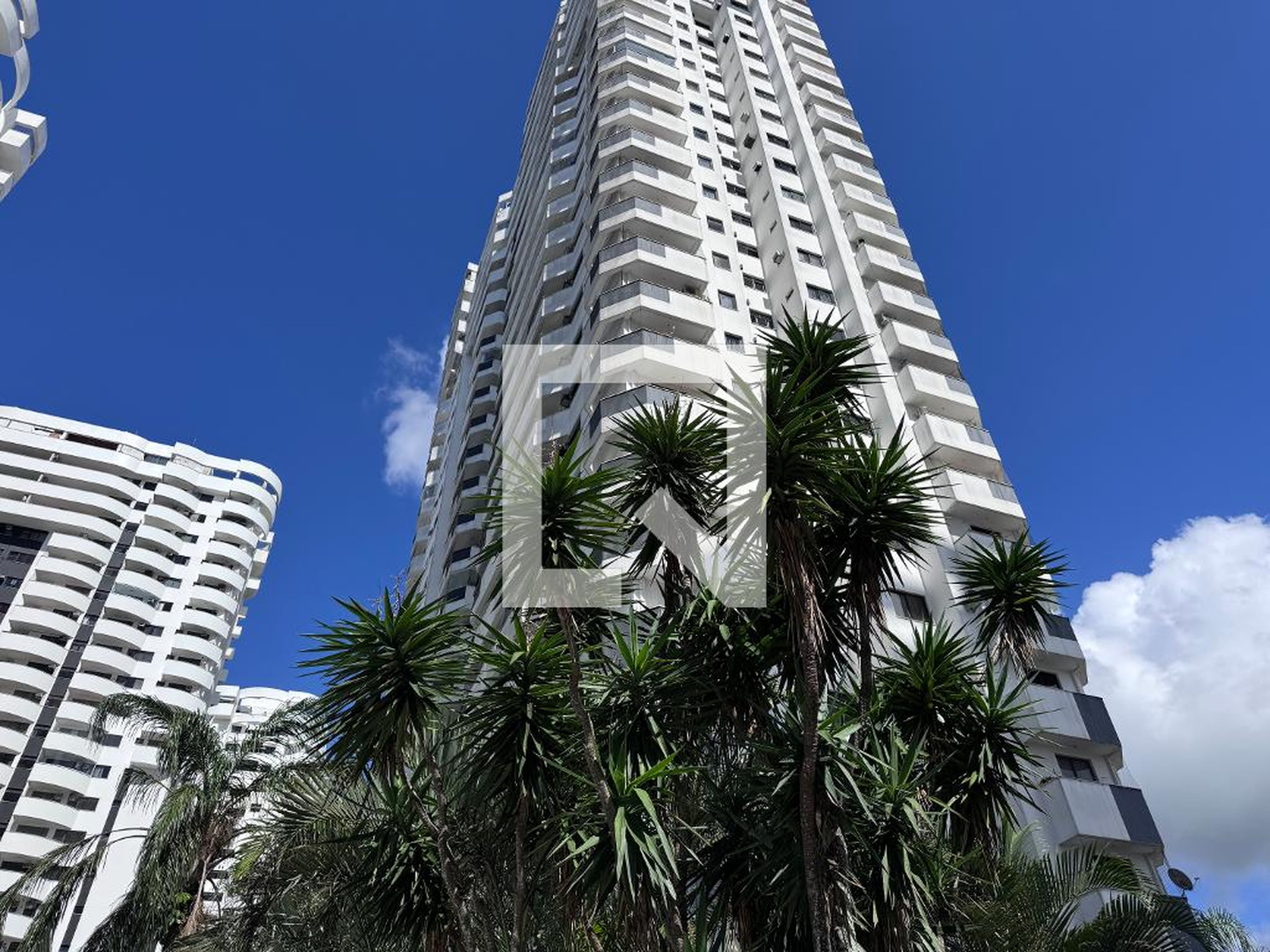 Fachada Condomínio Barra Bali