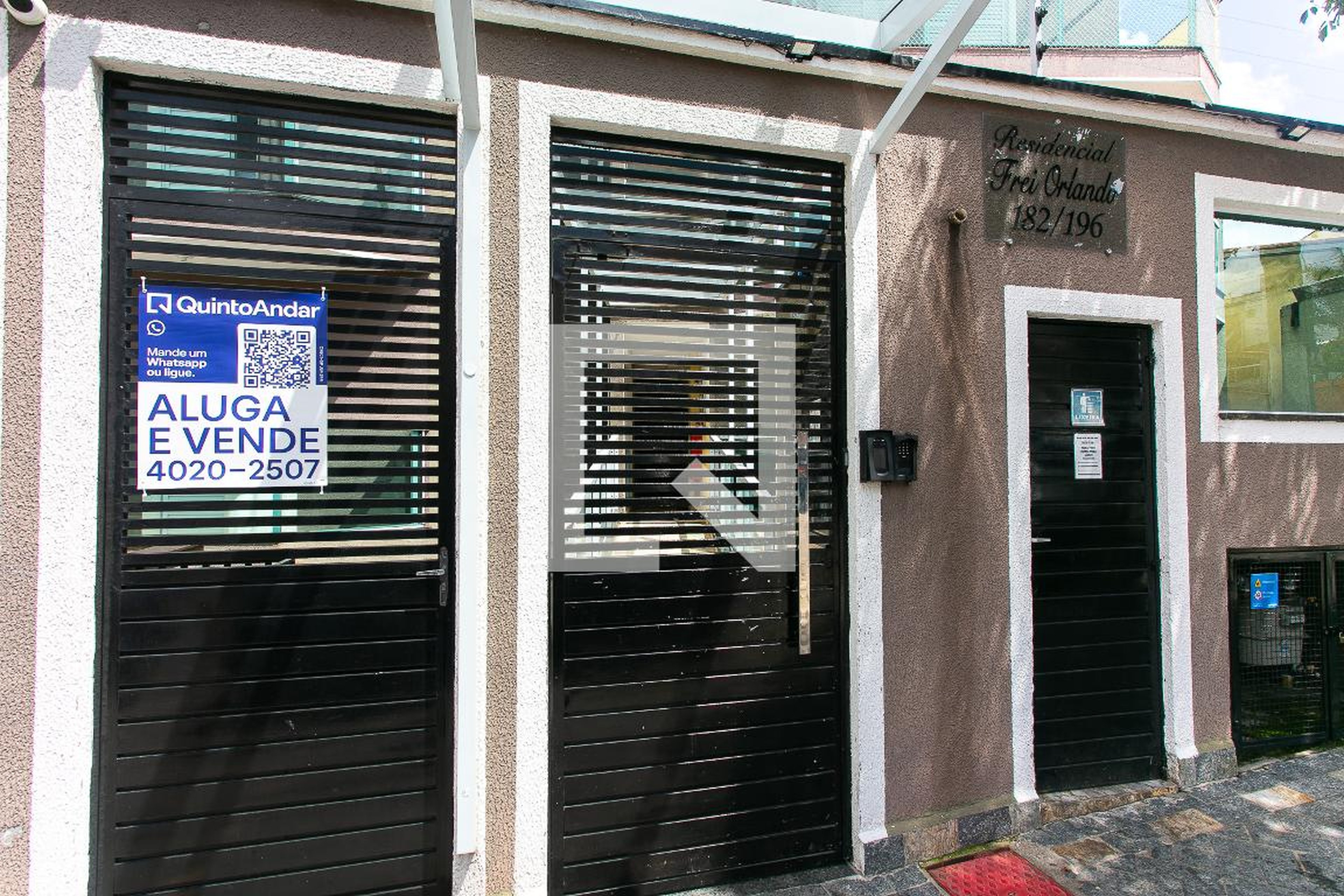 Fachada Residencial Frei Orlando