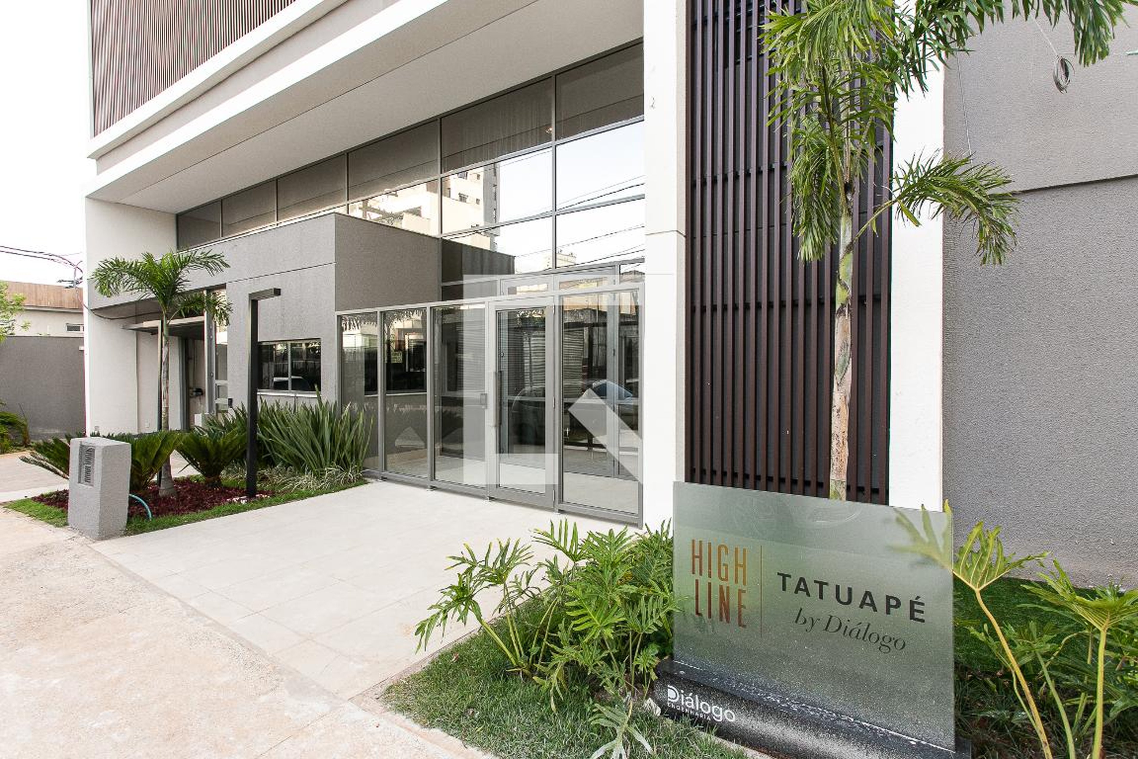 Fachada Condomínio High Line Tatuapé