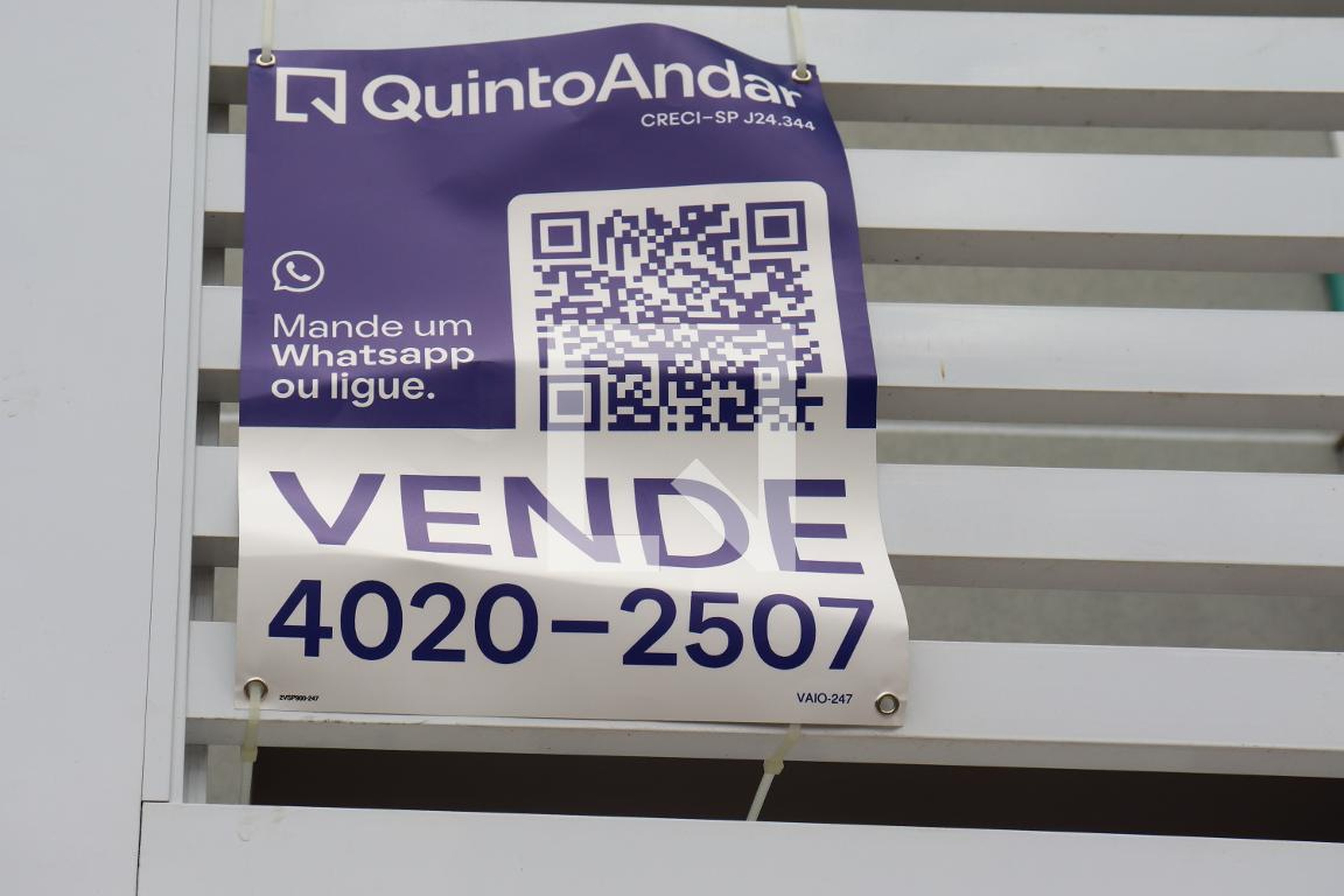 Fachada Condomínio em Rua Congo, 90